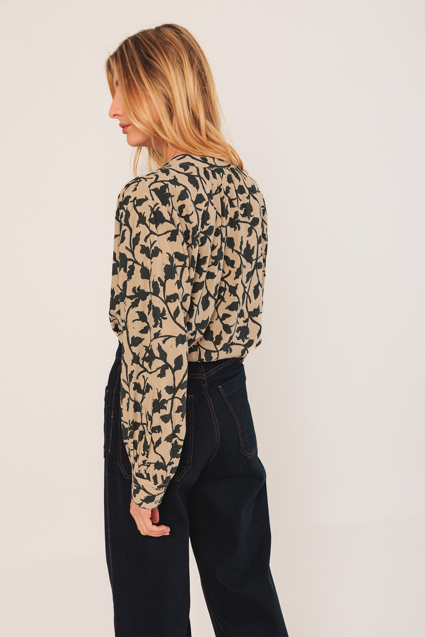 MAO COLLAR BLOUSE