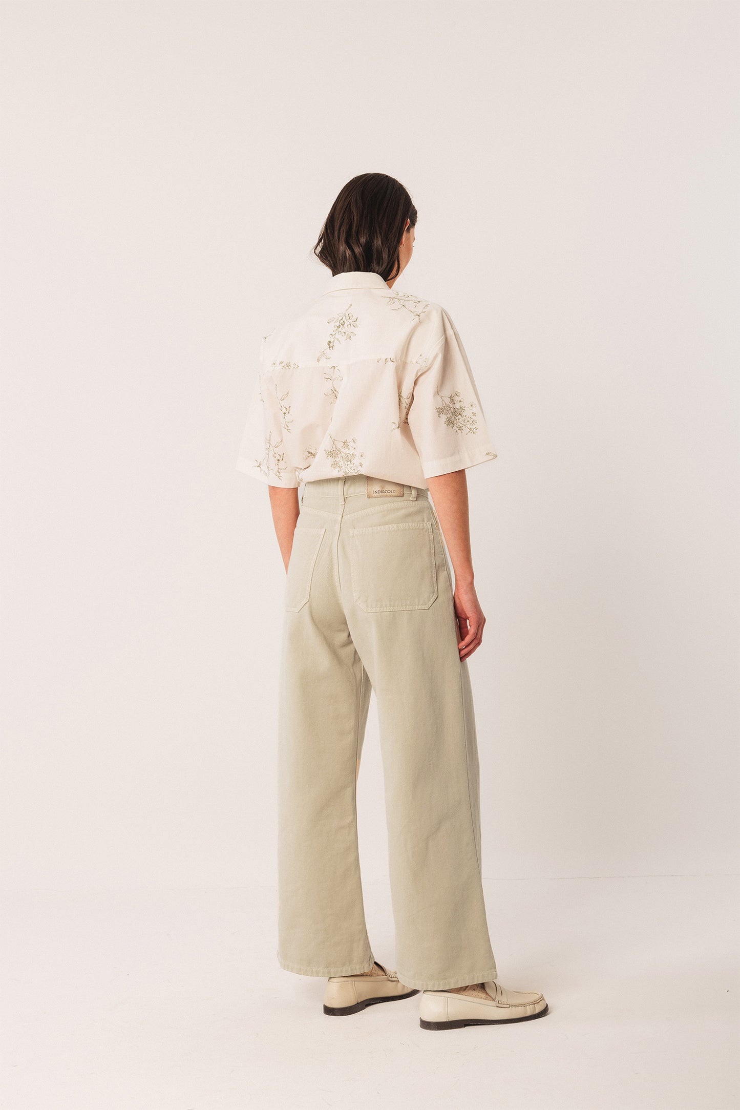 WIDE-LEG PANTS