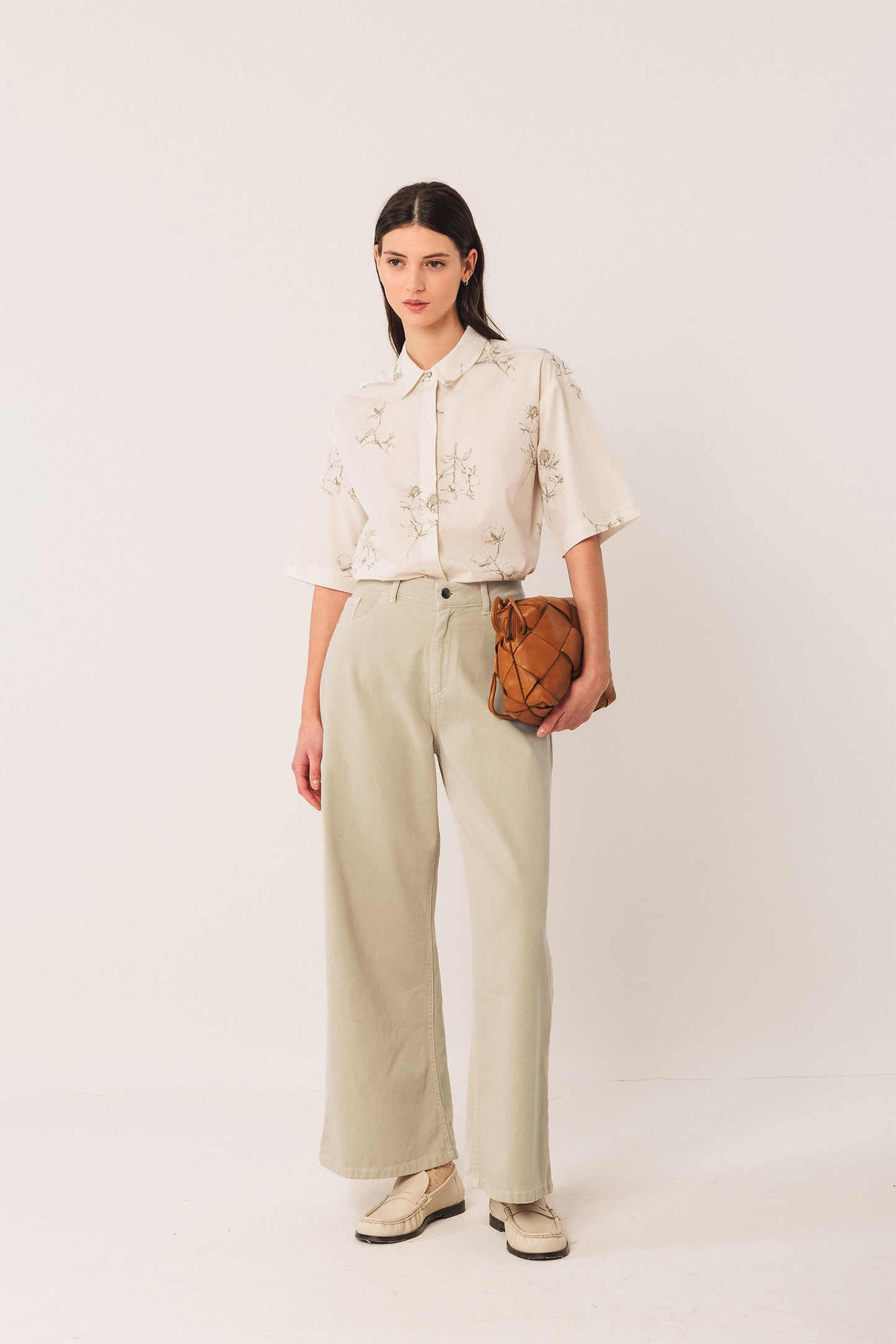 WIDE-LEG PANTS