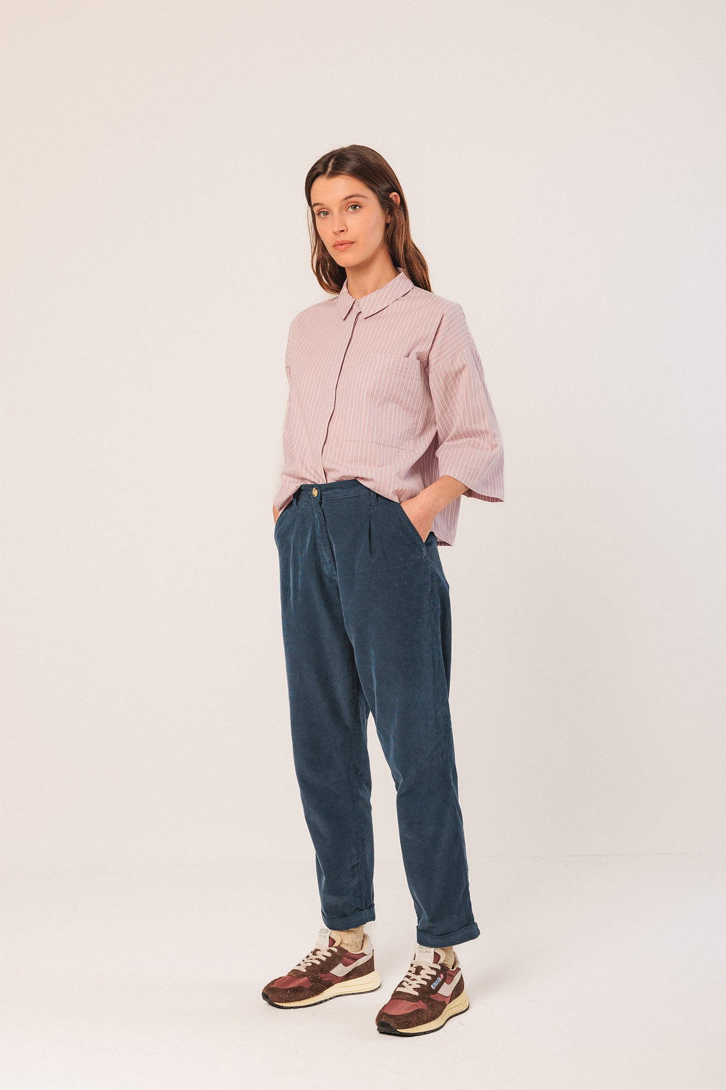 CORDUROY CARROT PANTS
