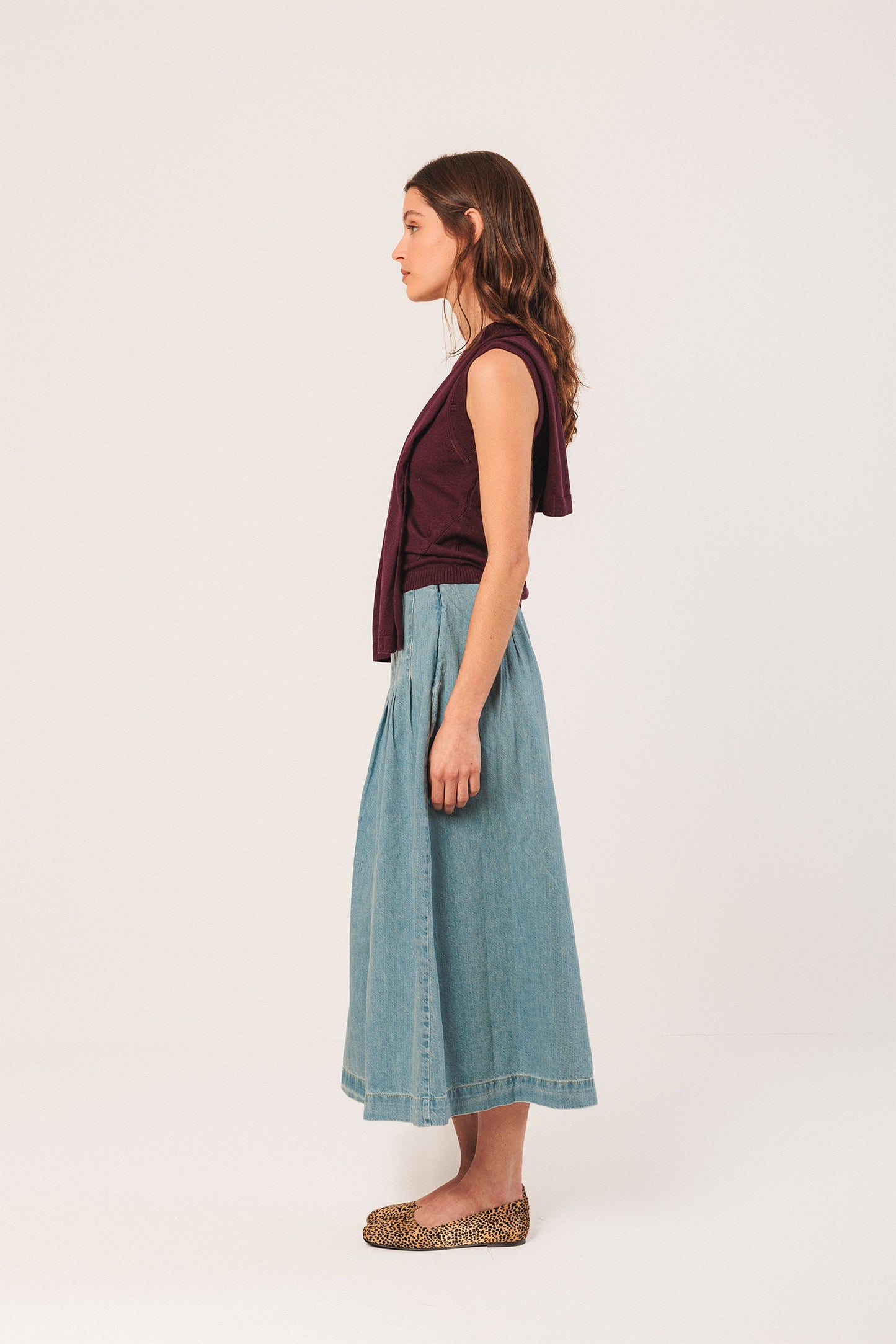PLEATED DENIM SKIRT