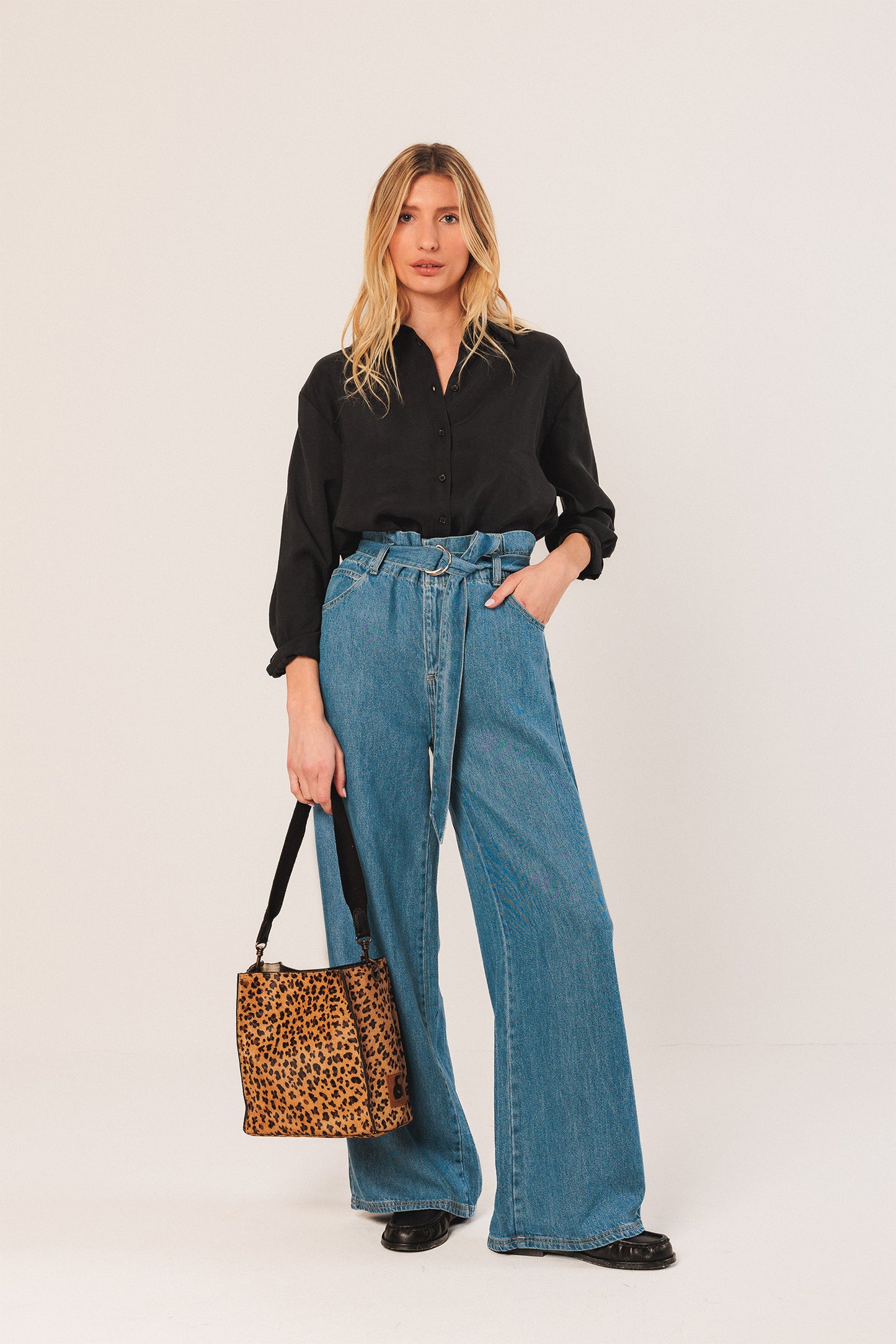 CLASSIC MODAL SHIRT