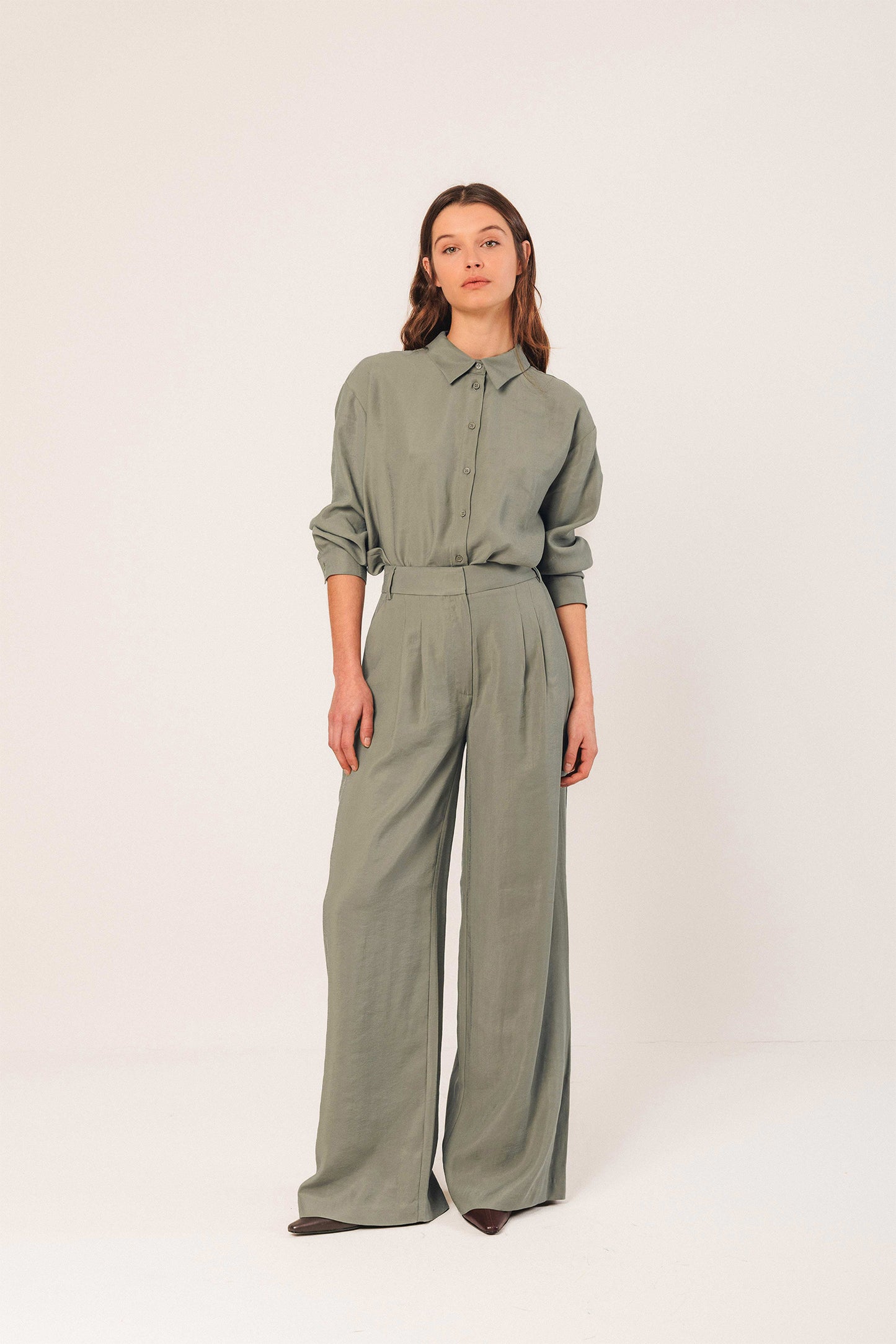 WIDE-LEG PANTS