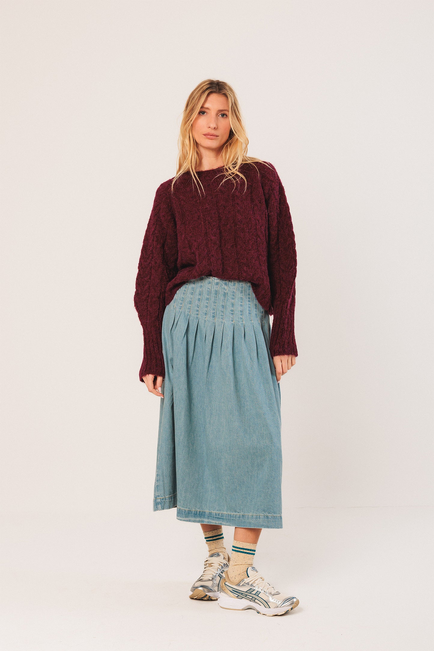 CABLE-KNIT CROP SWEATER