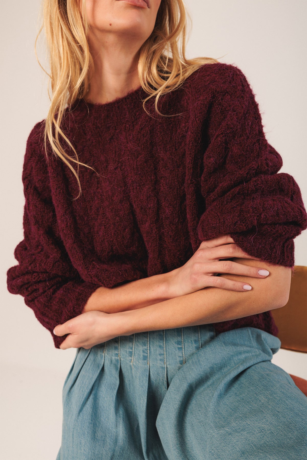 CABLE-KNIT CROP SWEATER