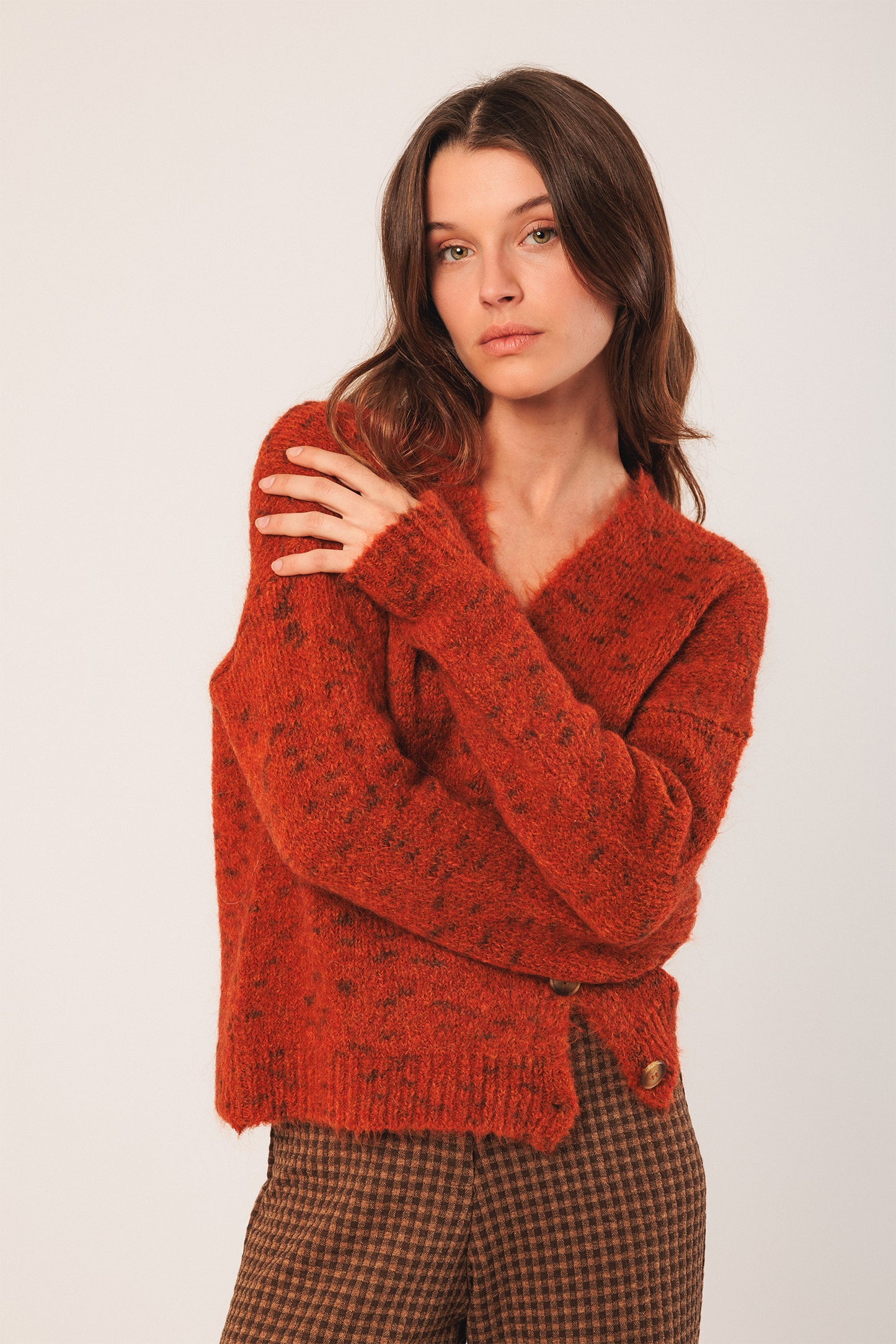 BUTTONED CARDIGAN JACKET