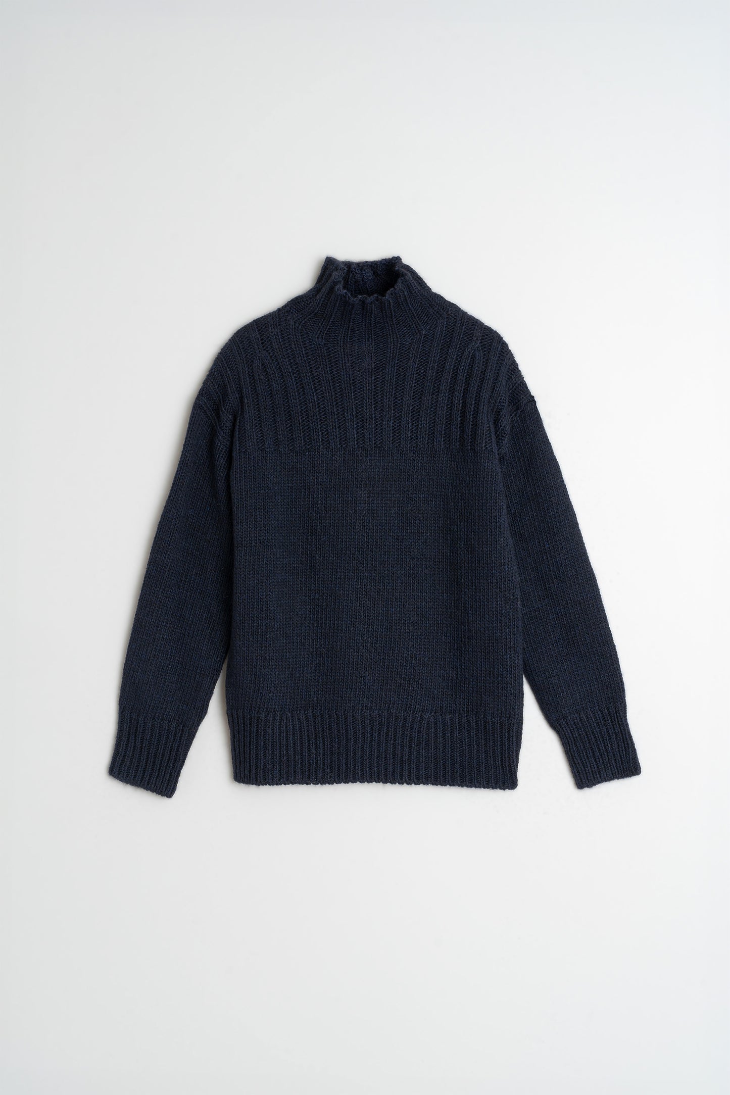 TURTLENECK SWEATER