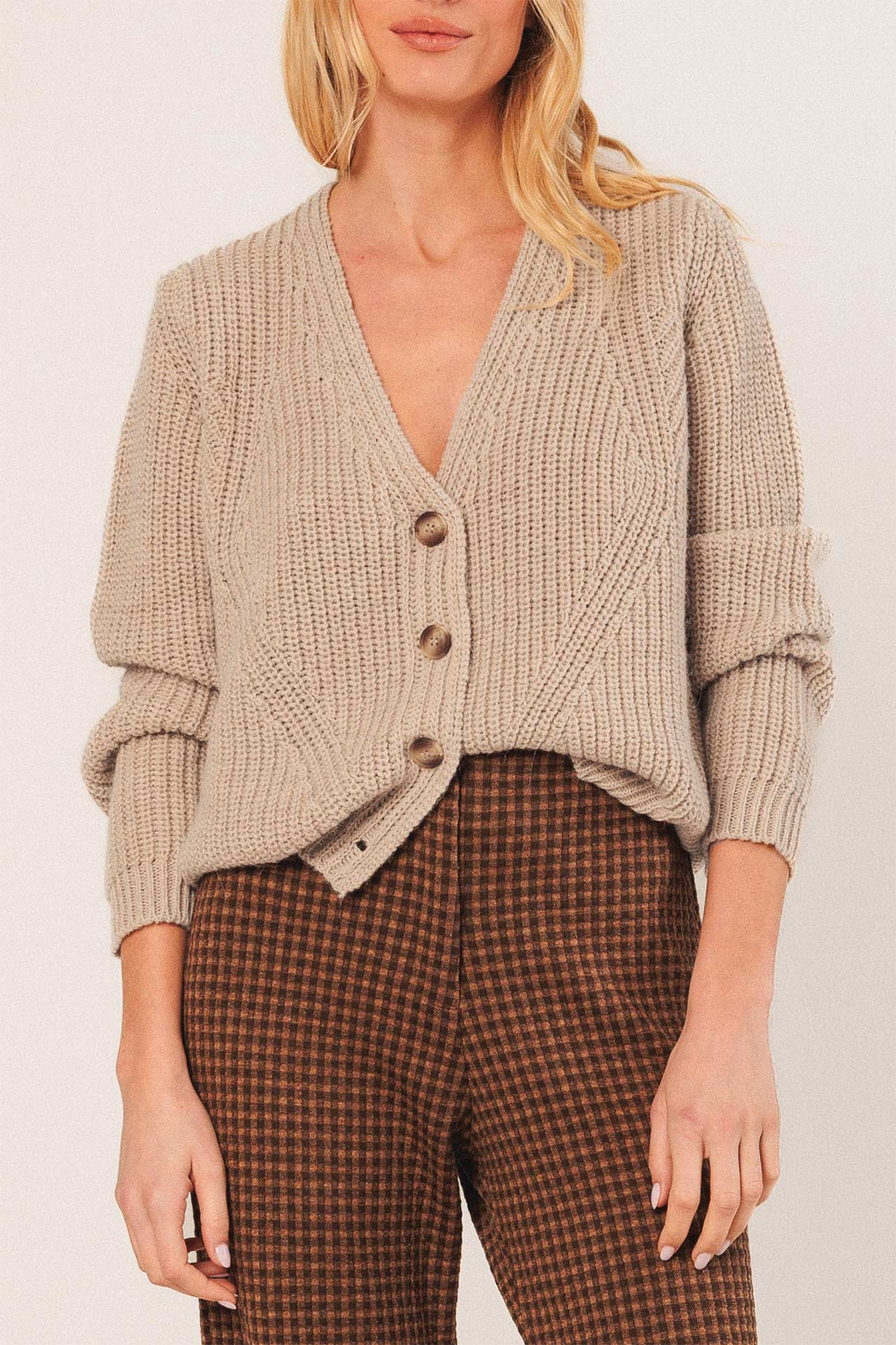 BUTTONED CARDIGAN JACKET