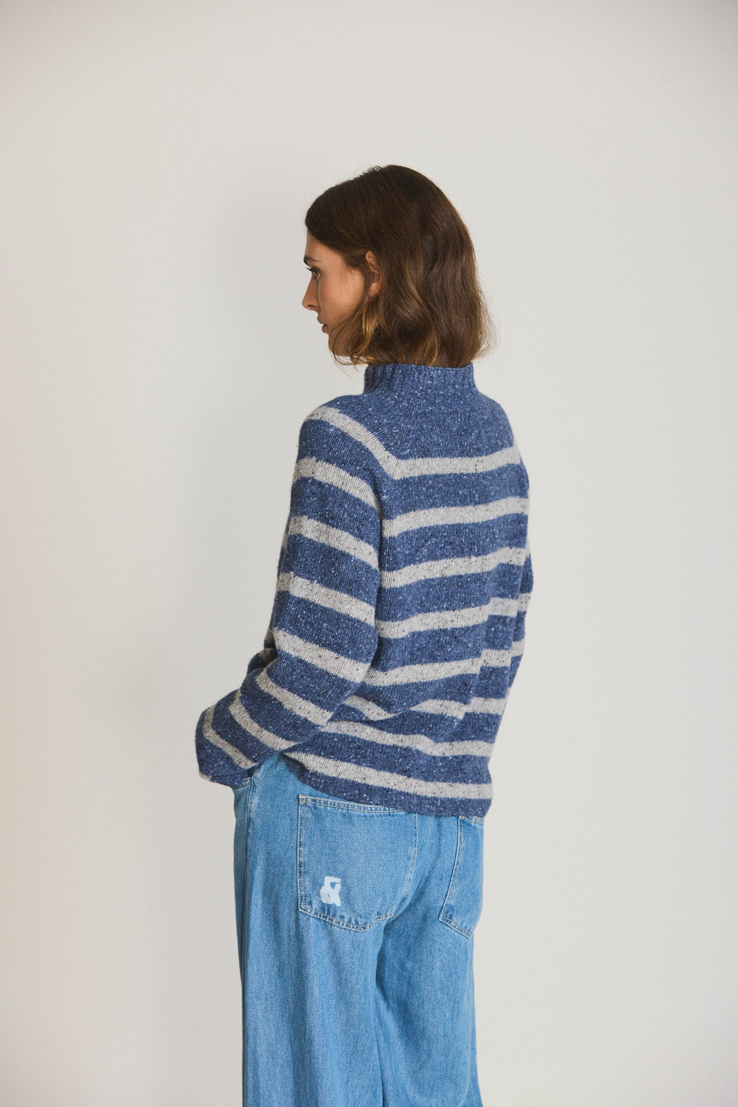 STRIPED CONTRAST SWEATER