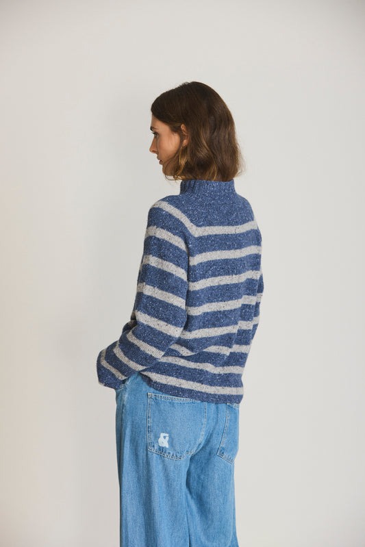 STRIPED CONTRAST SWEATER 4