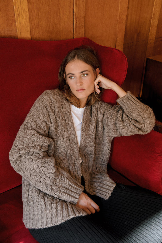 CABLE KNIT CARDIGAN 1