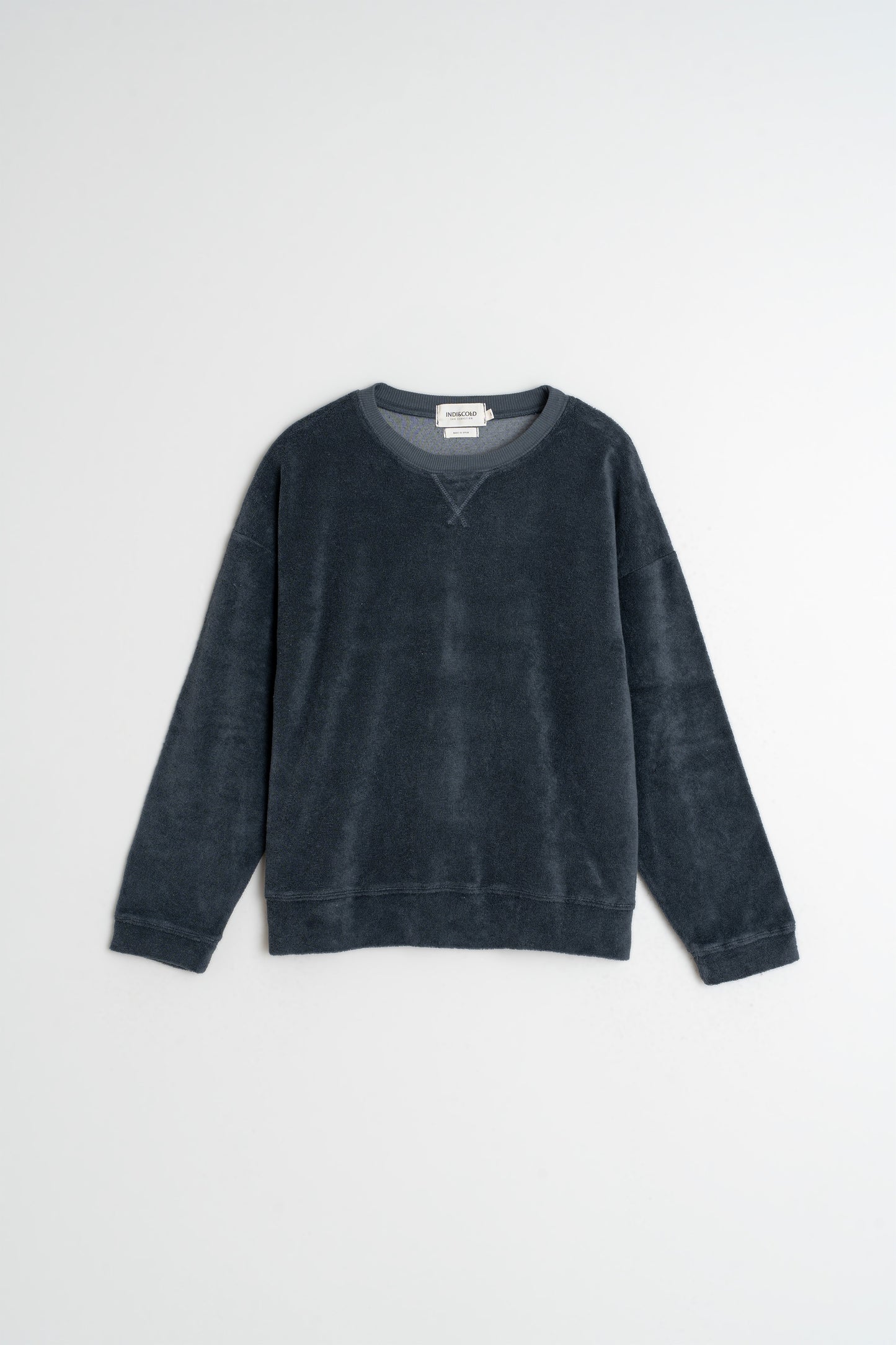 LARA TERRY SWEATSHIRT