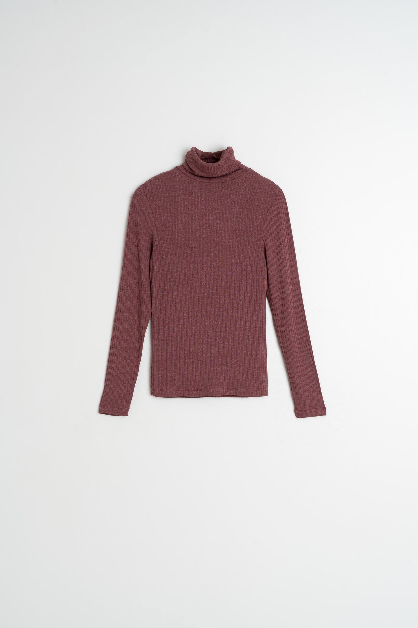 FITTED RIBBED T-SHIRT