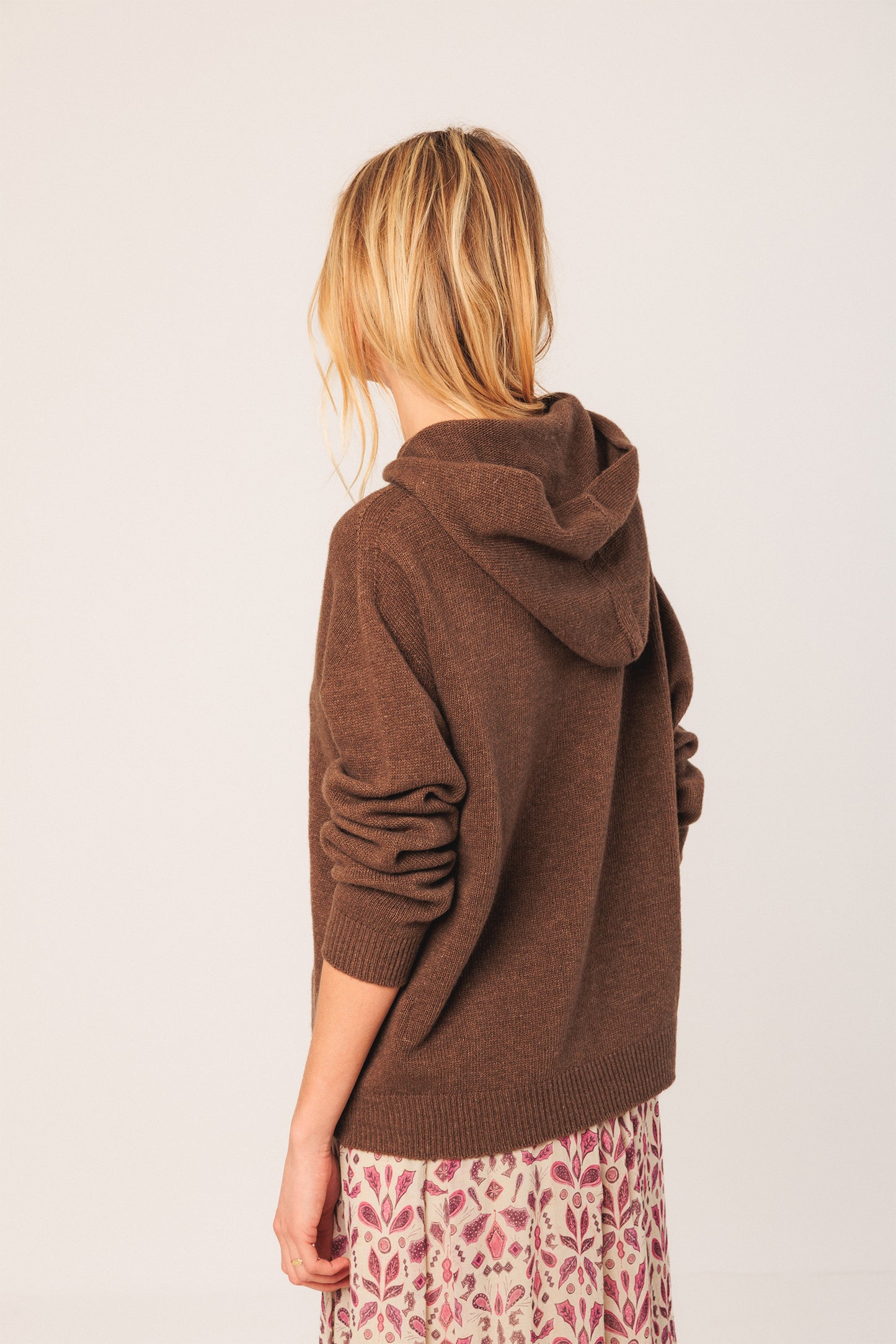 SPORT KNIT SWEATER