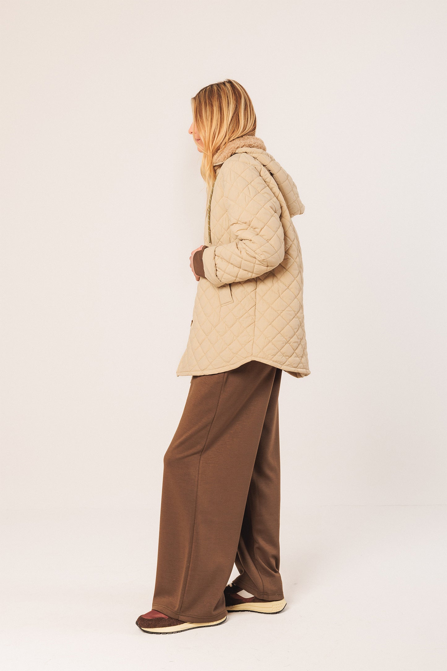 QUILTED HOODED COAT