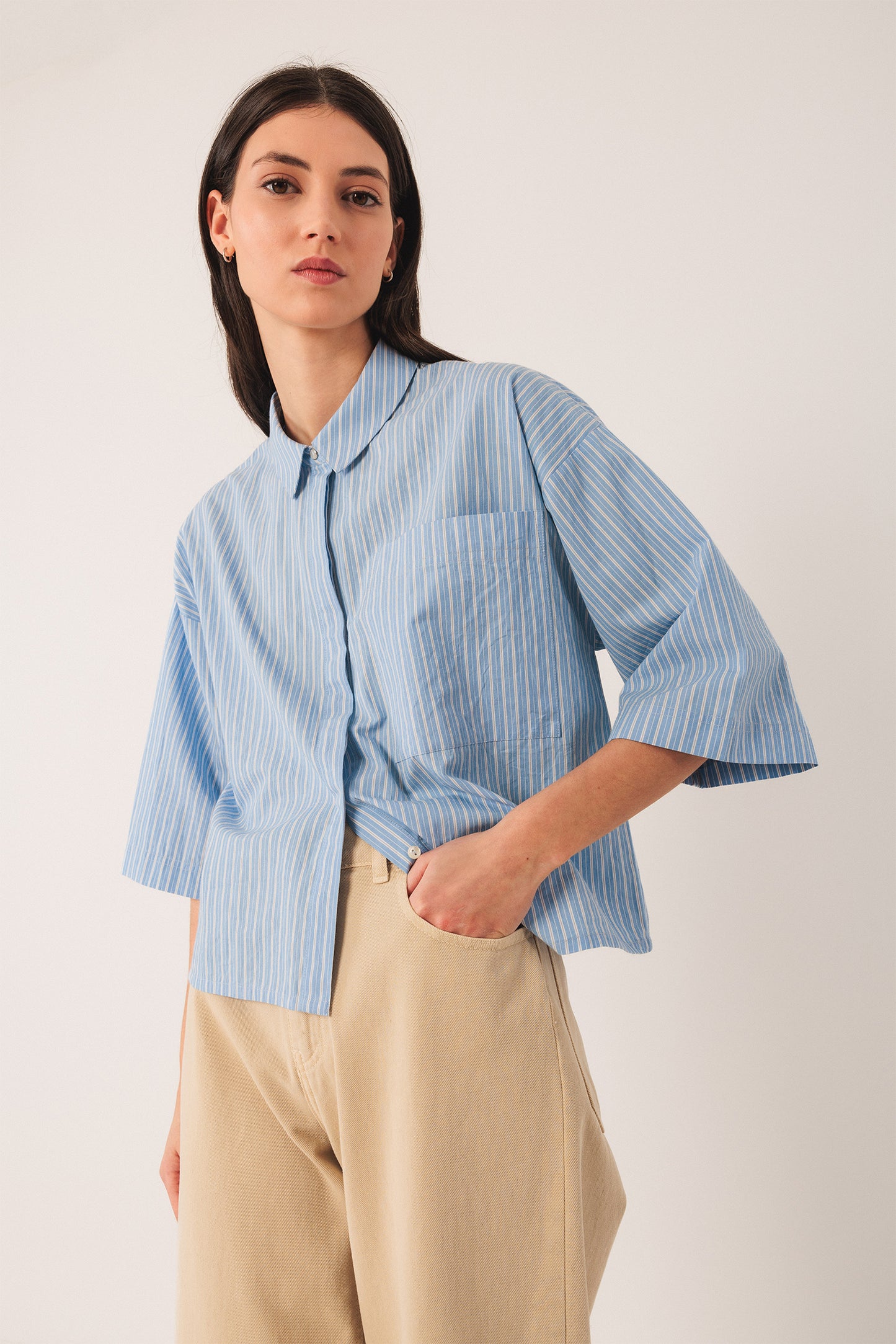 BOXY STRIPED SHIRT