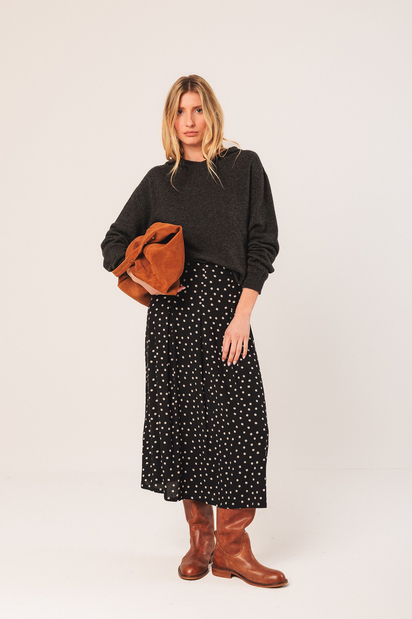 EVASÉ MIDI SKIRT
