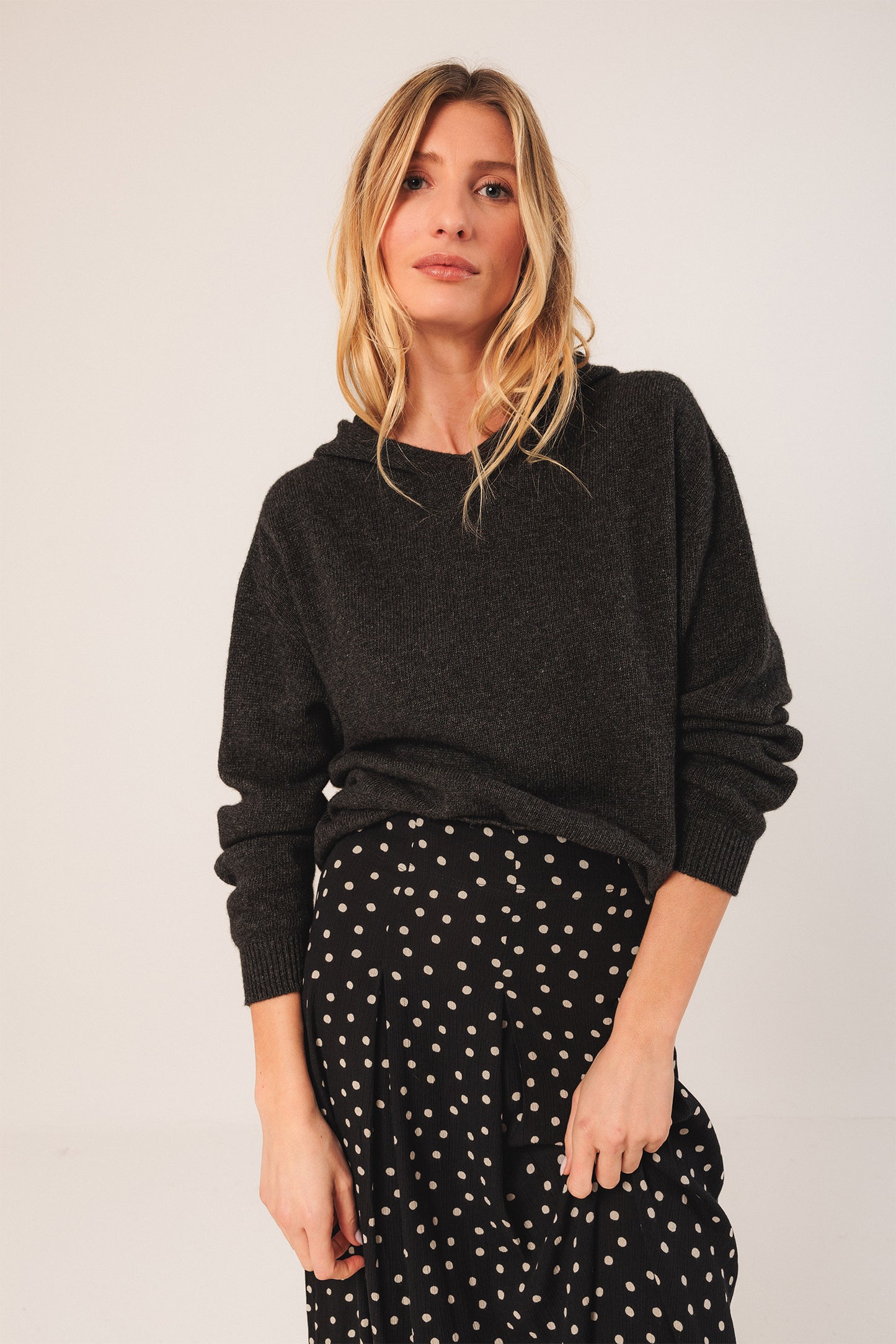 EVASÉ MIDI SKIRT