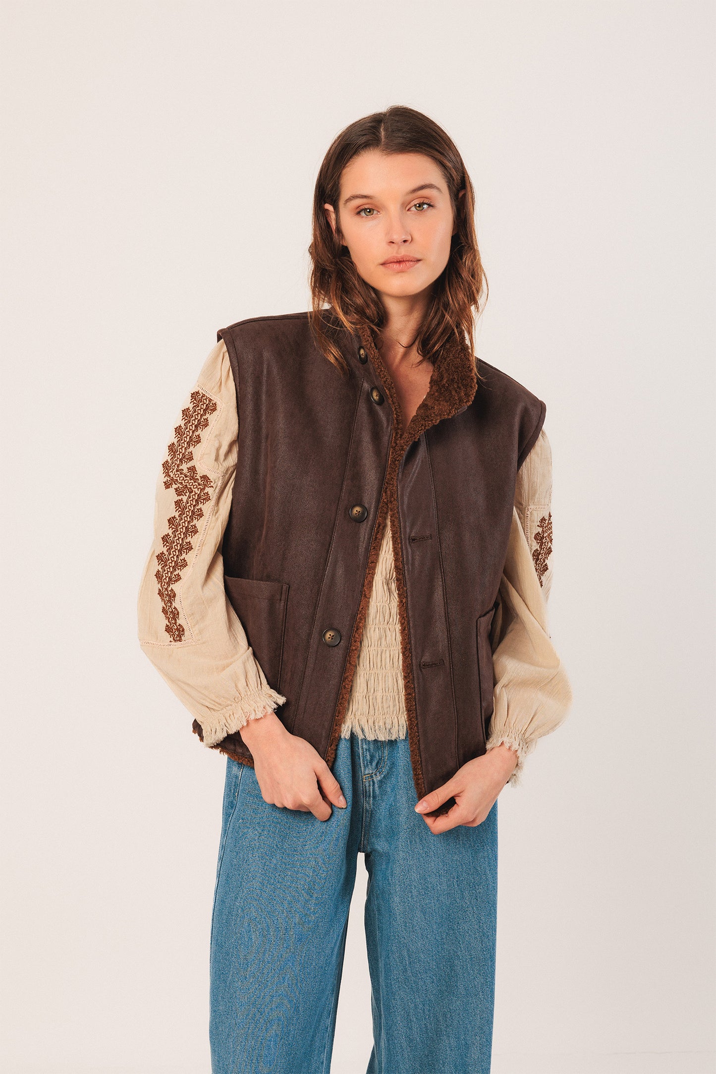REVERSIBLE TEDDY VEST