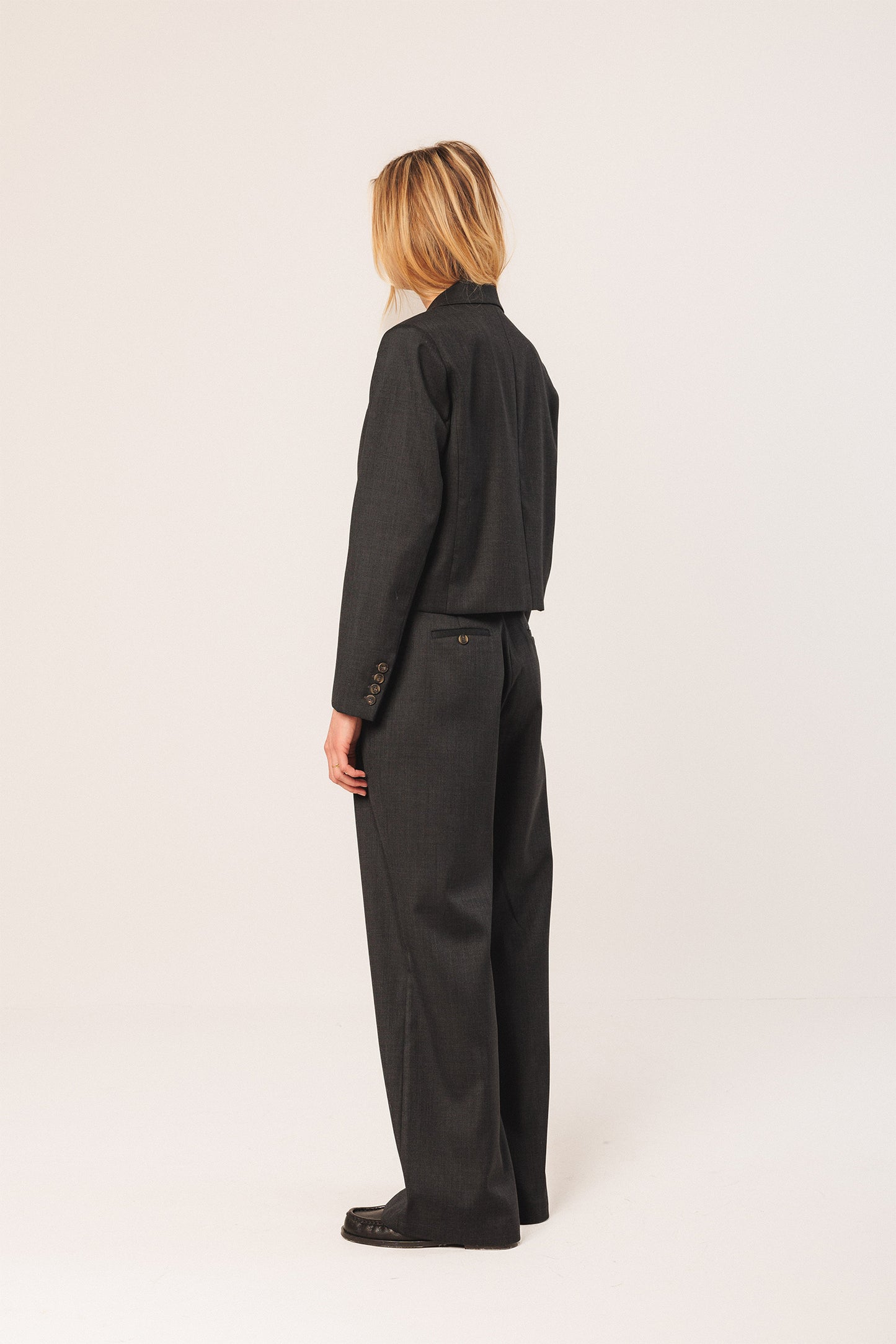 LAPEL CROP BLAZER