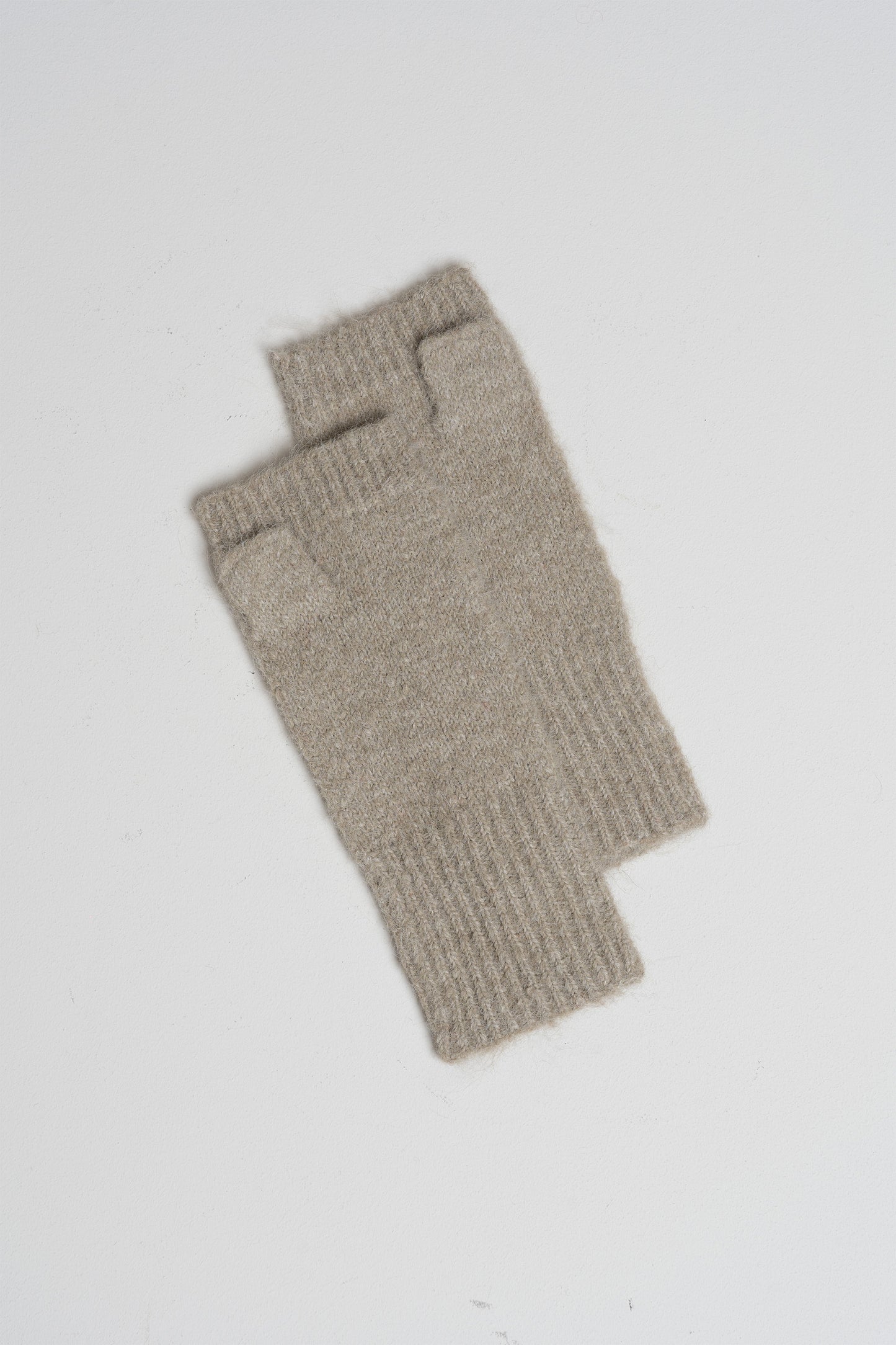 COLORFUL KNITTED MITTENS