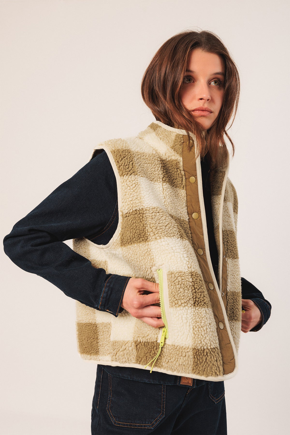 TEDDY PLAID VEST