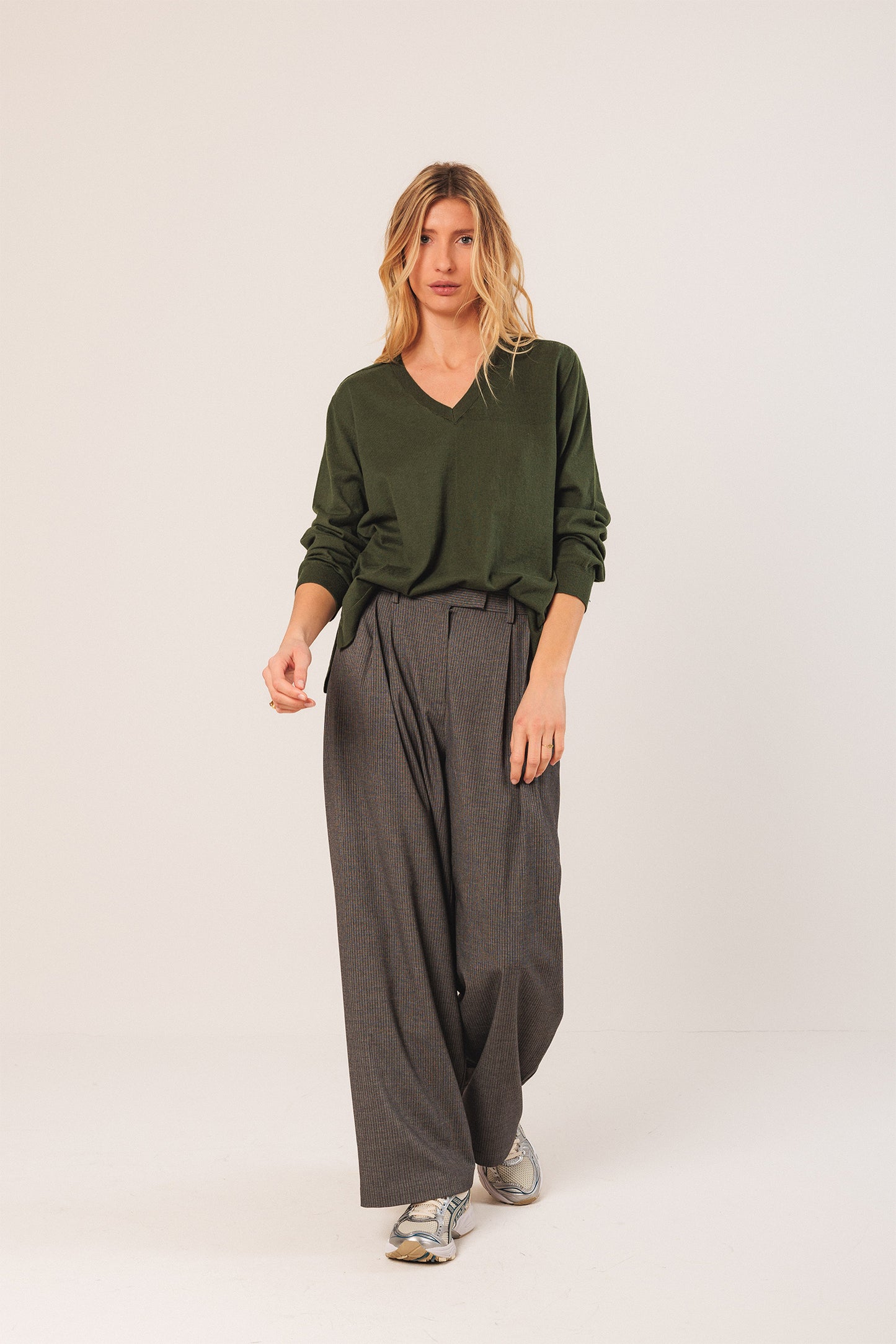 BASIC COTTON SWEATER