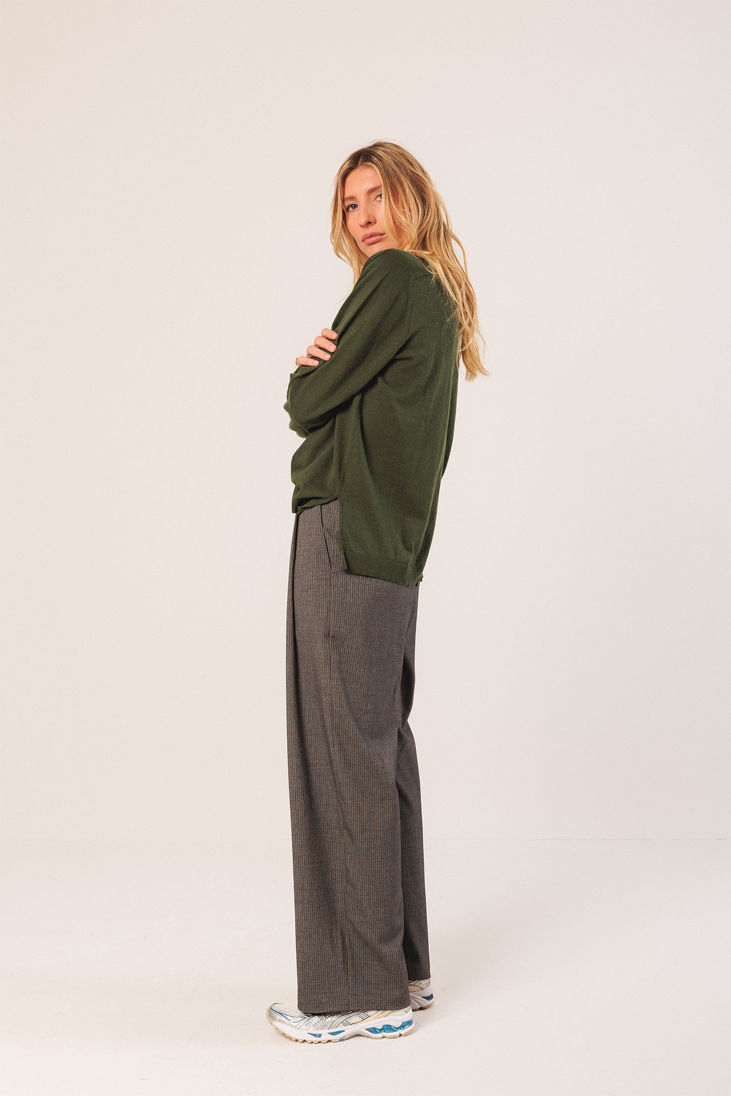 BASIC COTTON SWEATER