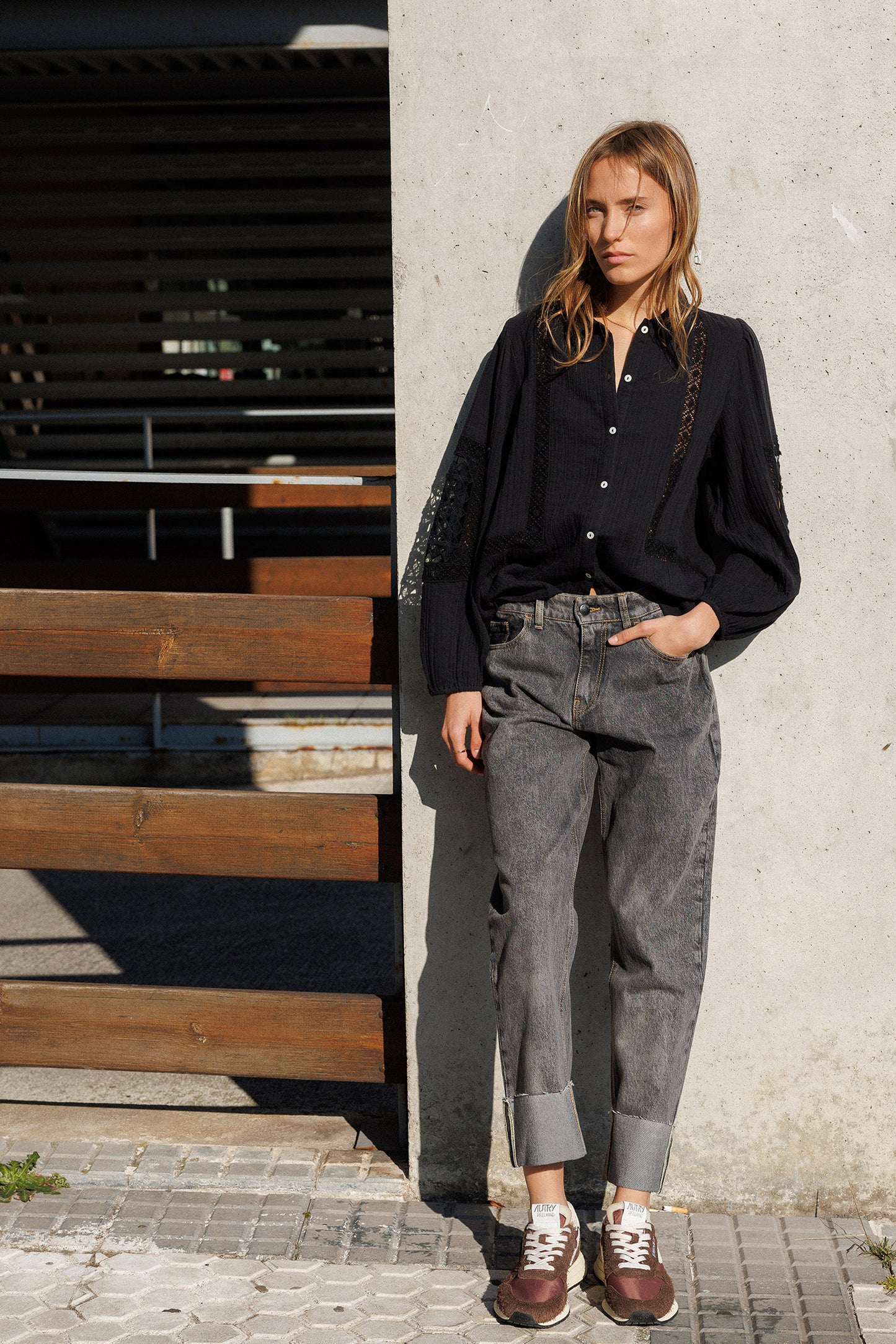 TURNED DENIM PANTS