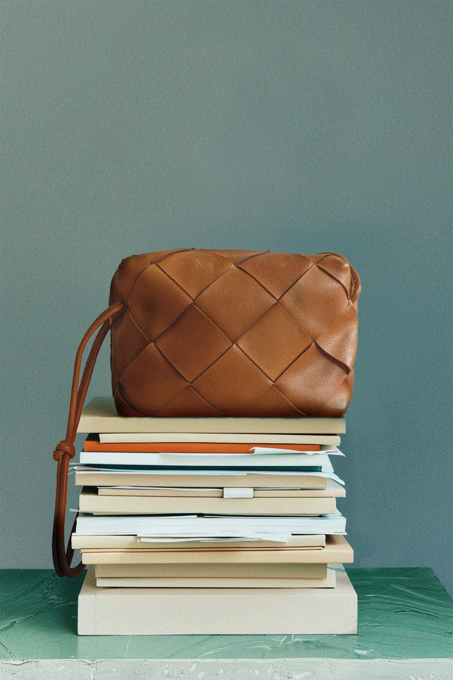LEATHER BOX CROSSBODY BAG
