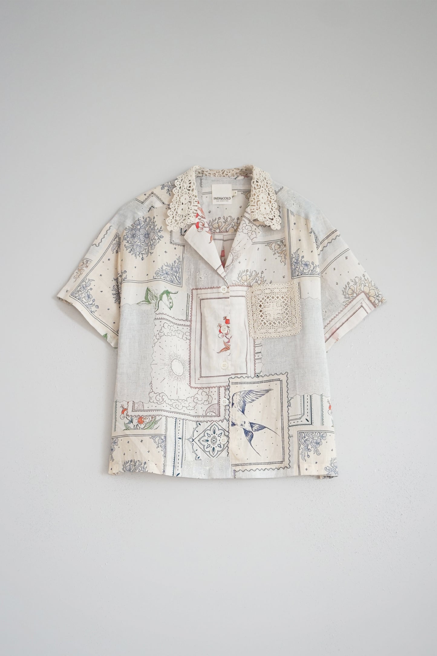 PATCH PRINT SHIRT