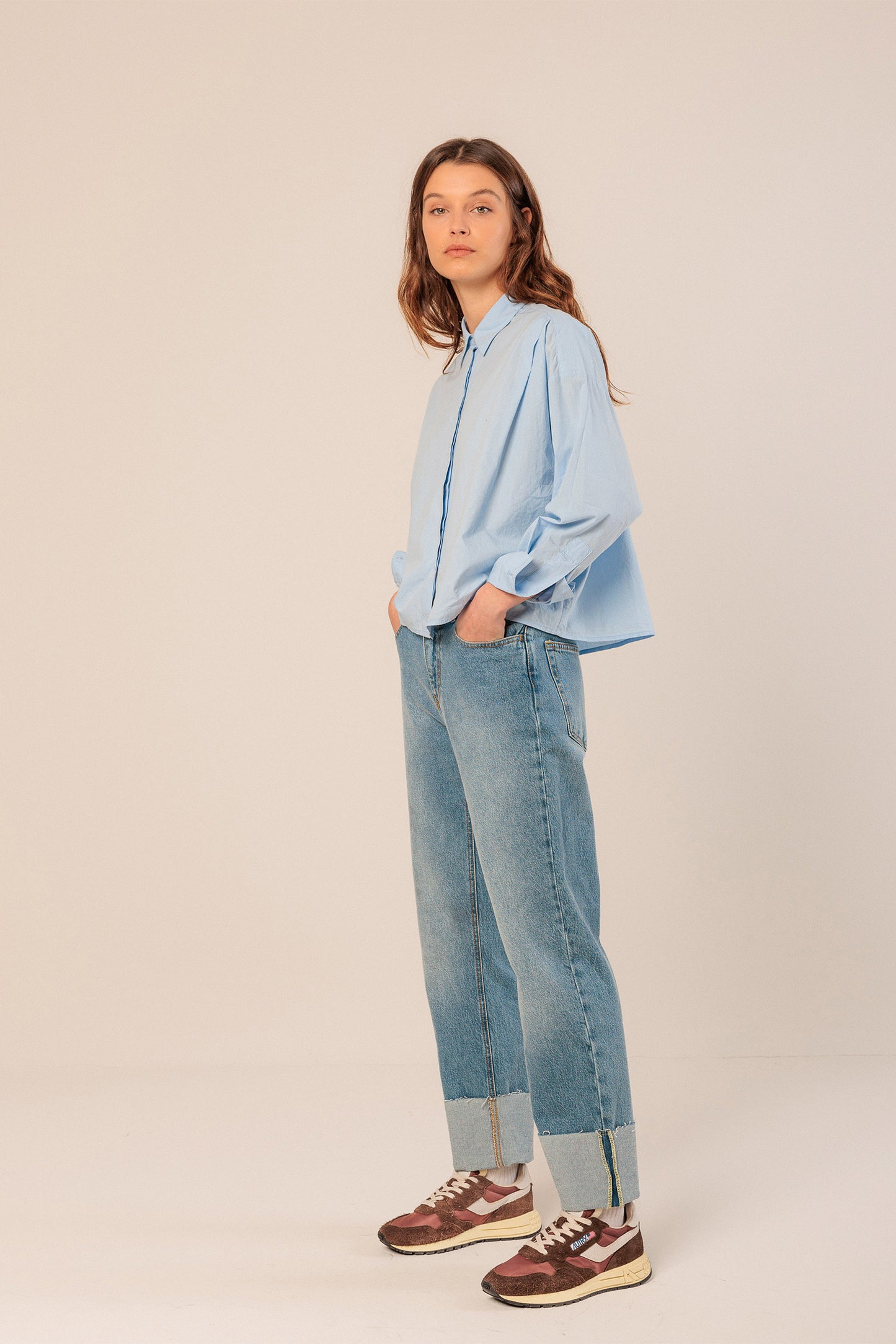 TURNED DENIM PANTS