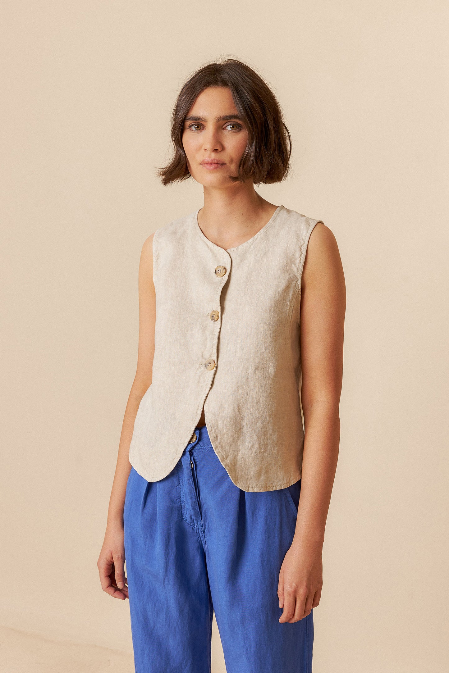 BASIC LINEN VEST