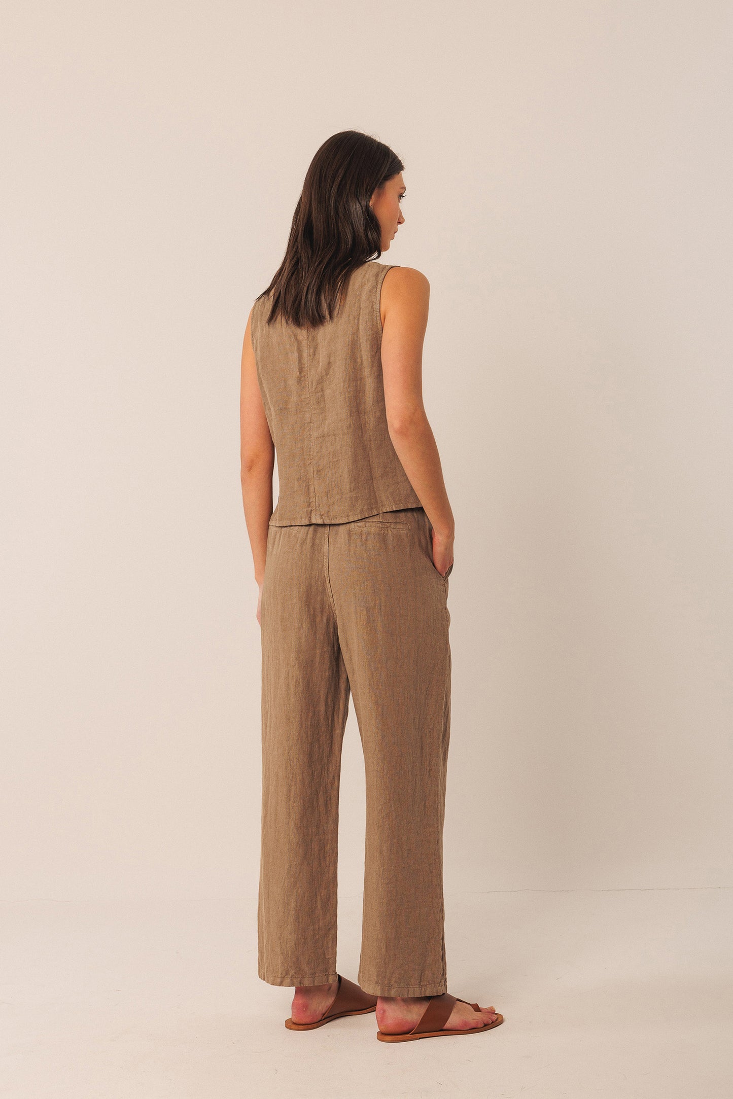 BASIC LINEN VEST