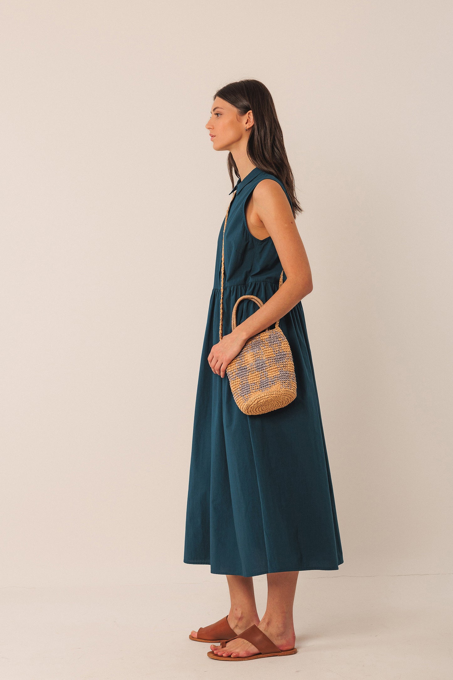 RAFFIA BUCKET BAG