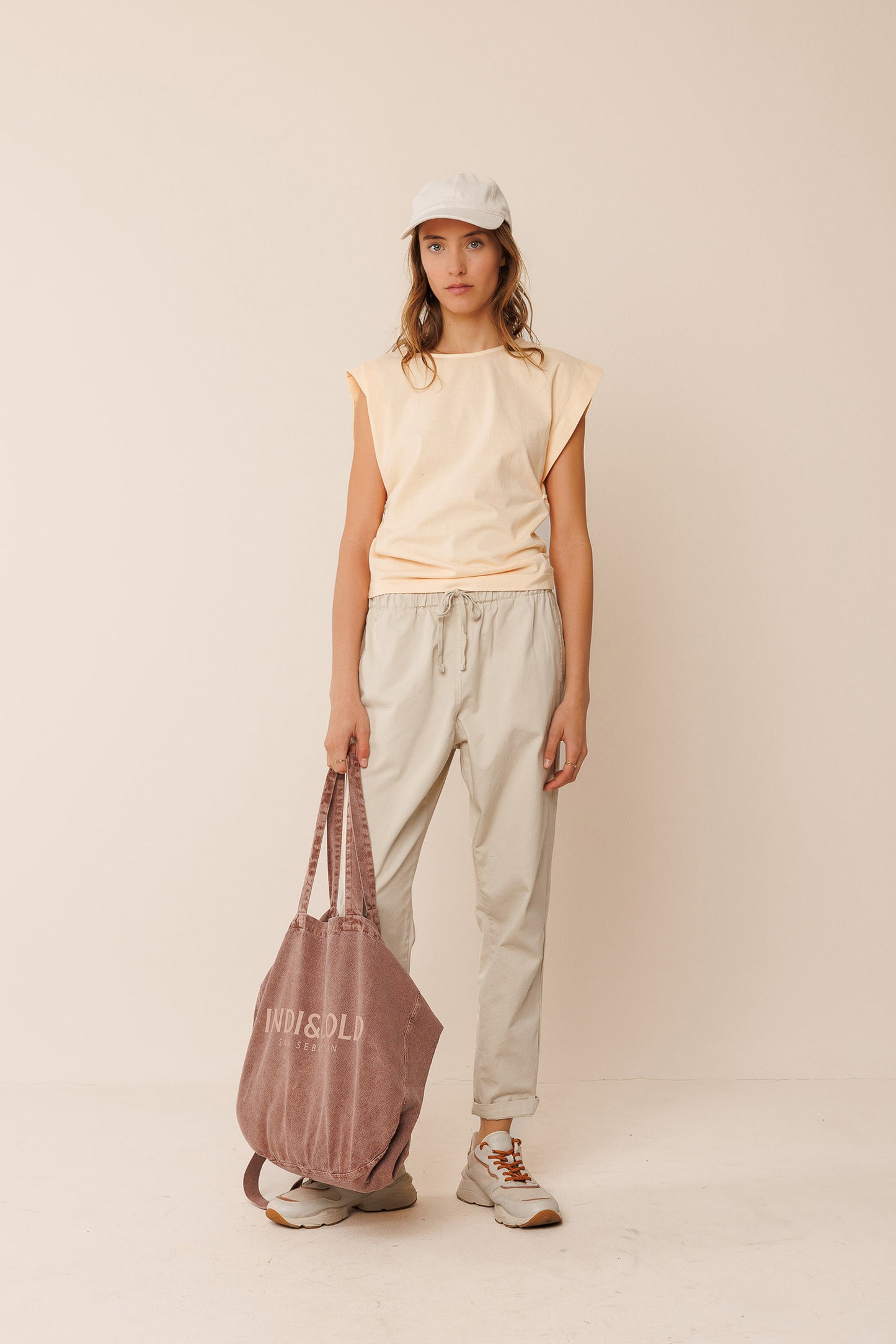 CLASSIC JOGGER PANTS