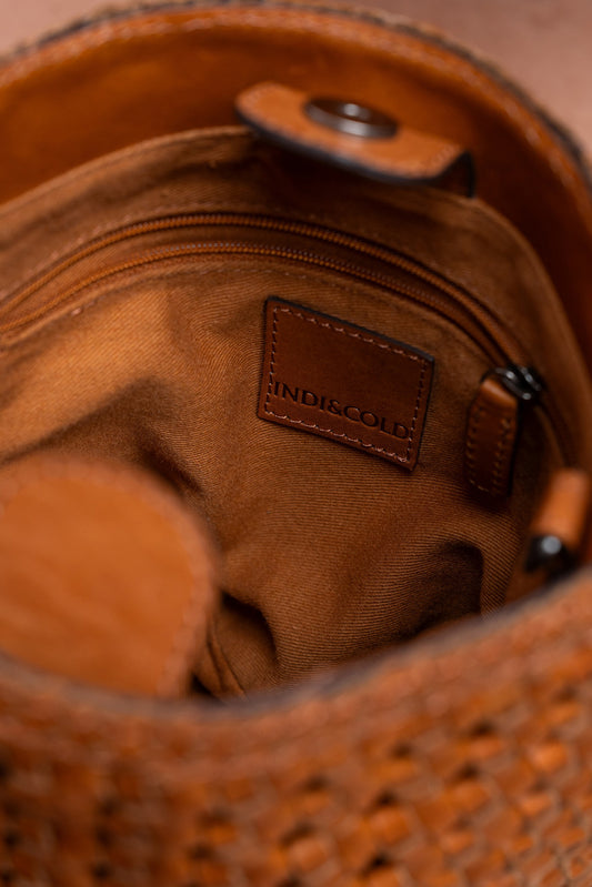 KNOTTED BUCKET BAG 4