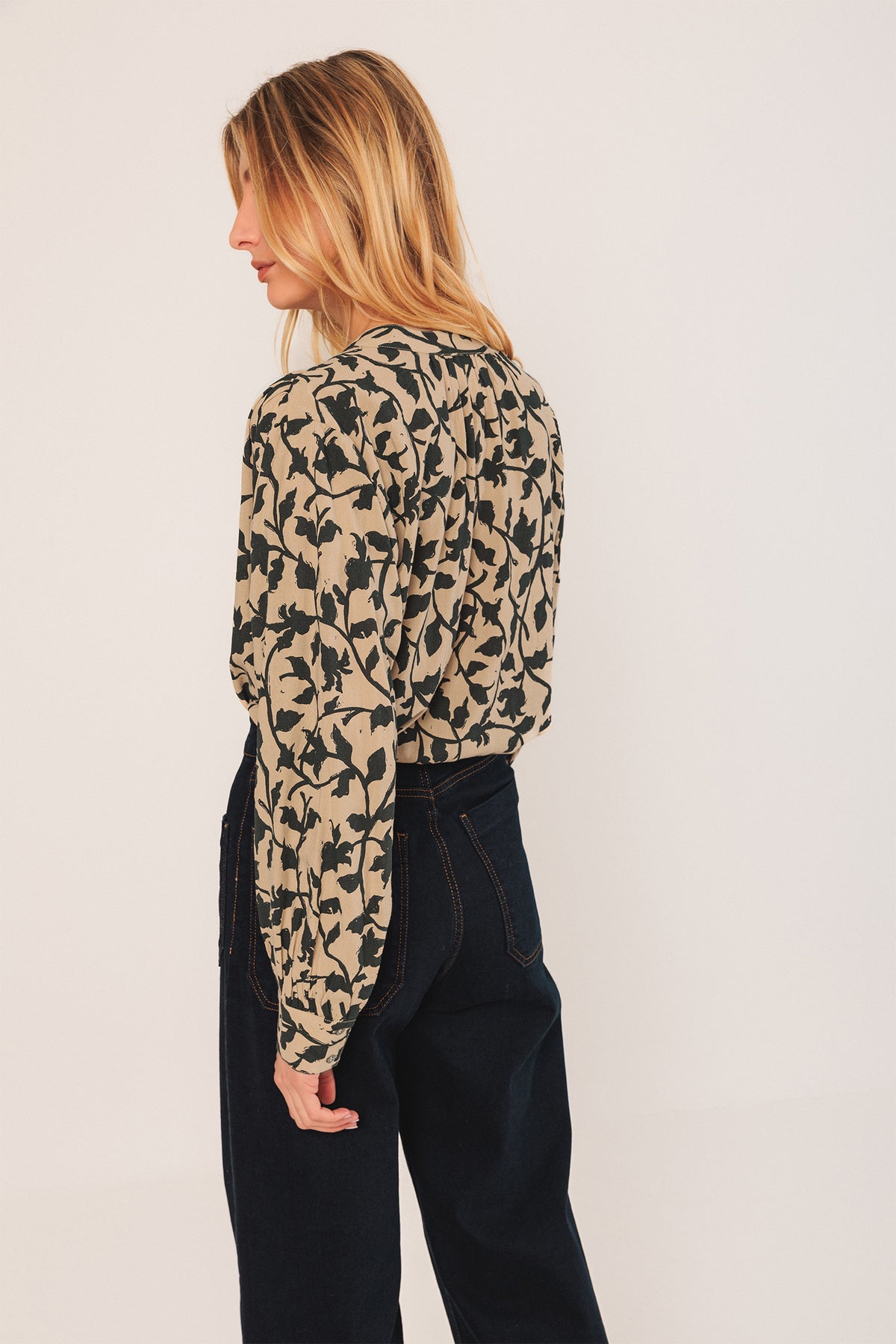 MAO COLLAR BLOUSE