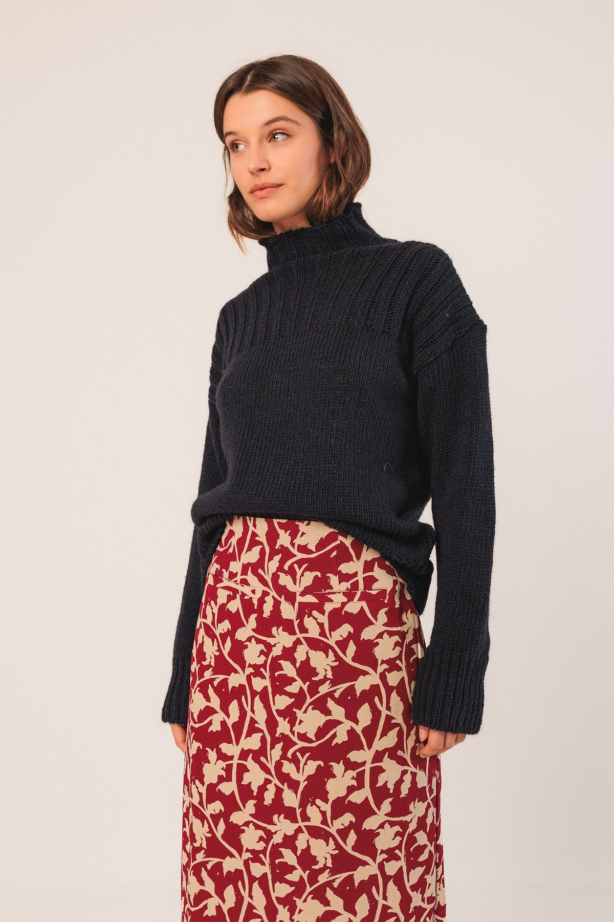 VISCOSE PENCIL SKIRT