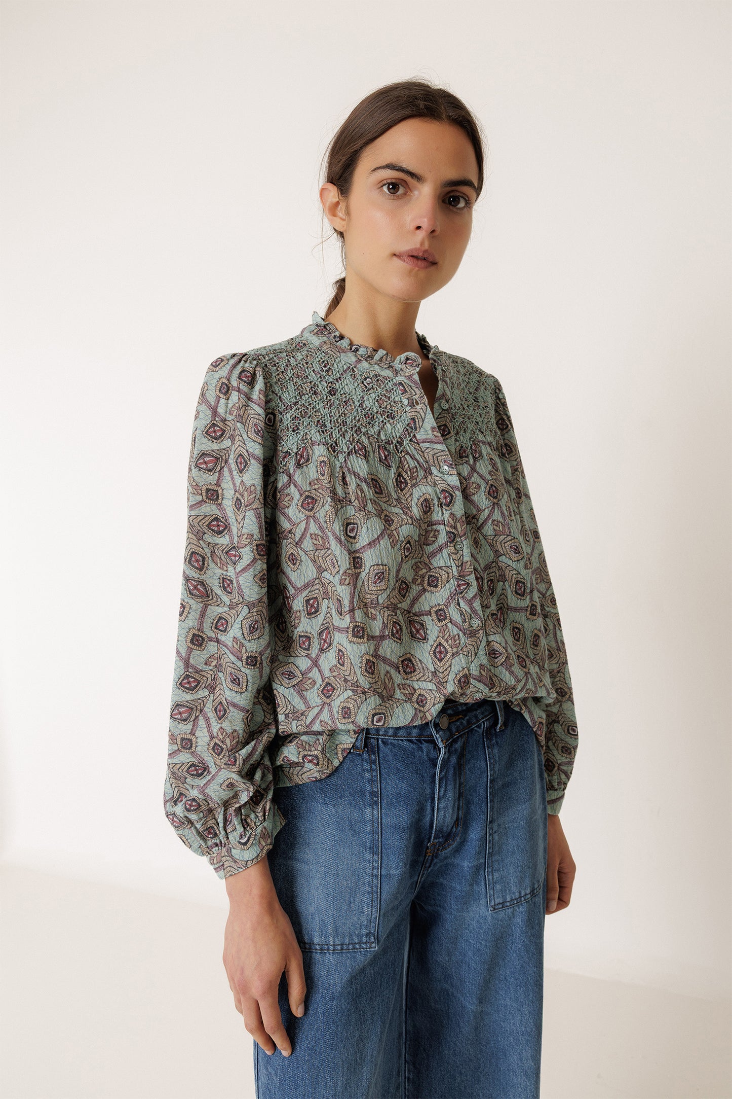 SMOCK EMBROIDERED SHIRT