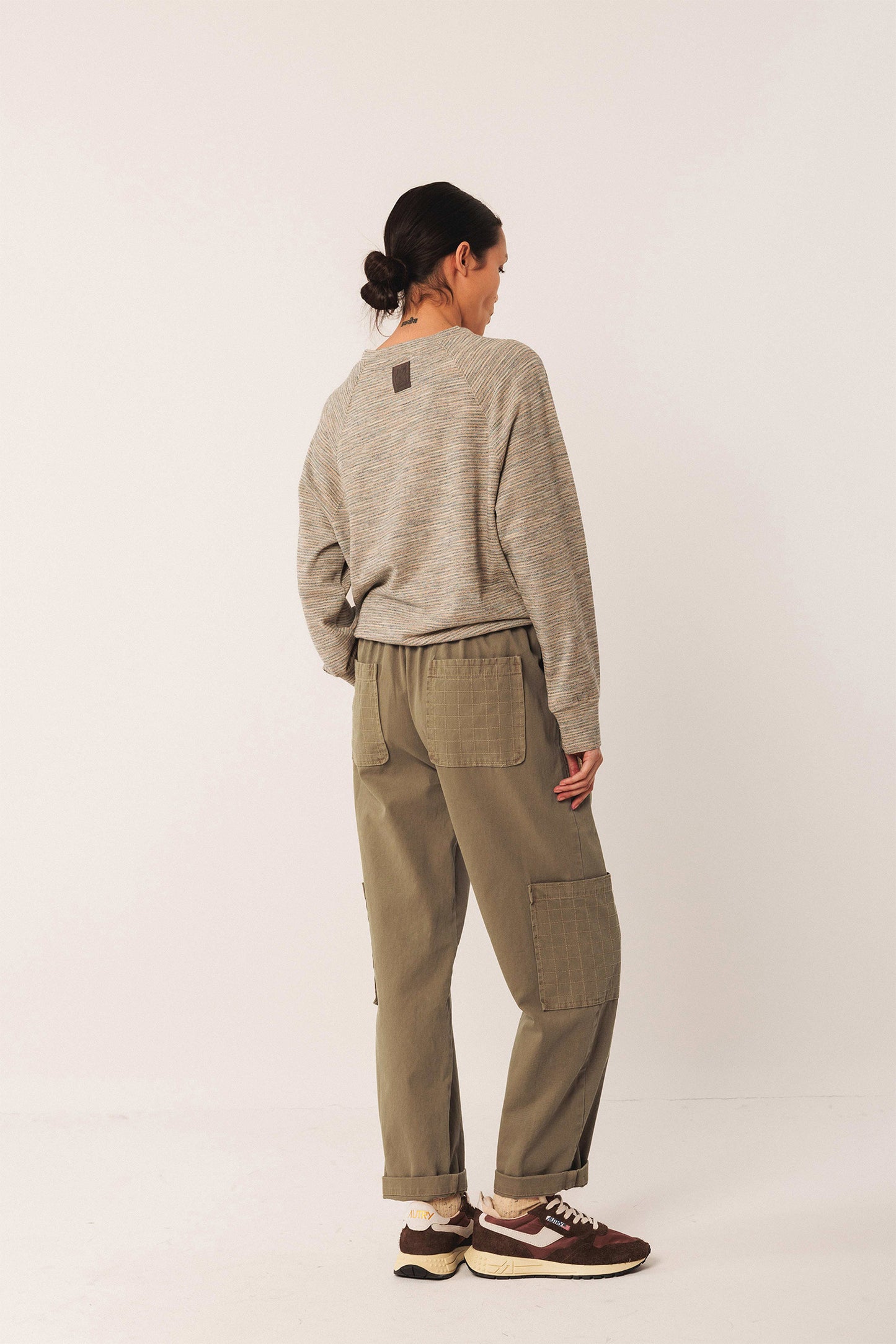 PANTS WITH CHECK STITCHING