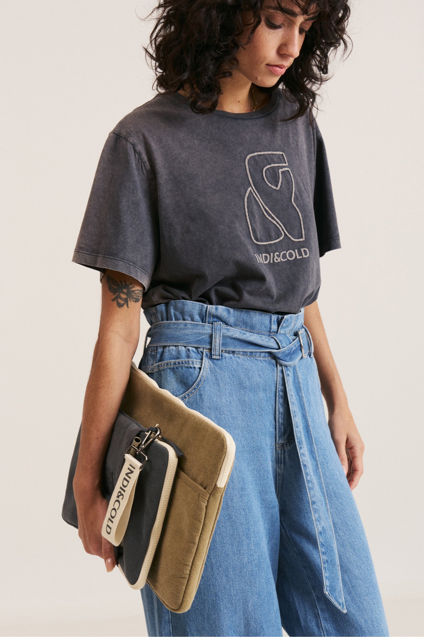 PADDED RECYCLED CANVAS CASE