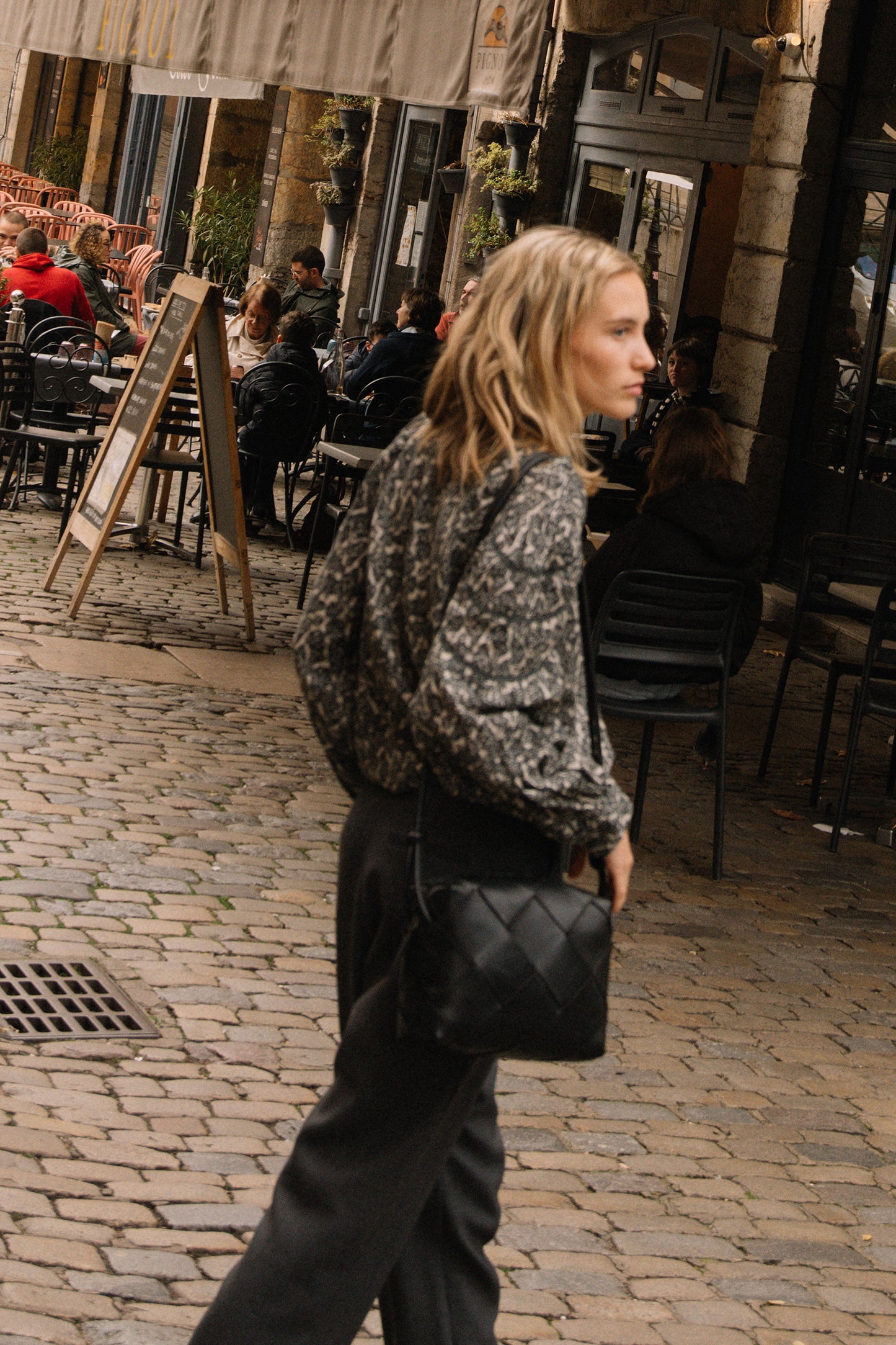 BOTANICAL PRINT BLOUSE