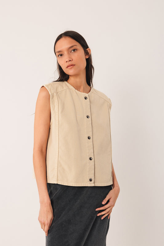 [CL] BOXY TWILL VEST 1