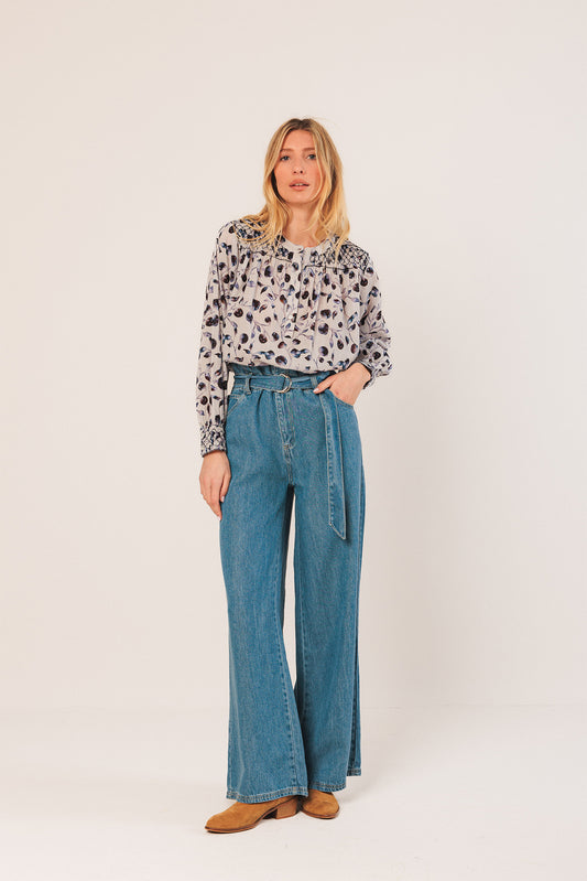 SMOCK-DETAIL BLOUSE