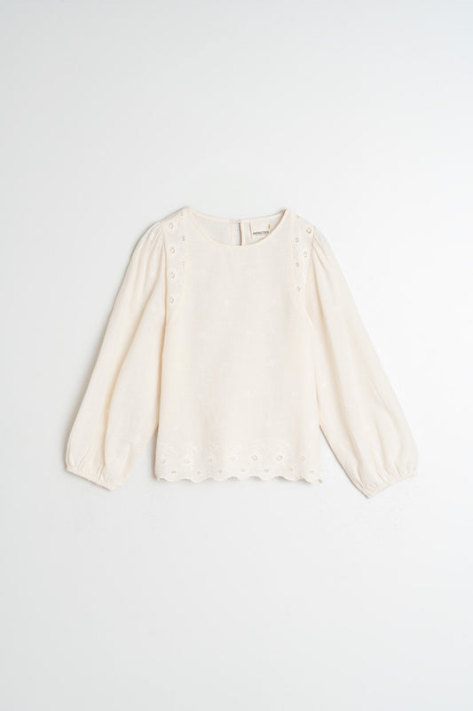 ROMANTIC EMBROIDERED BLOUSE