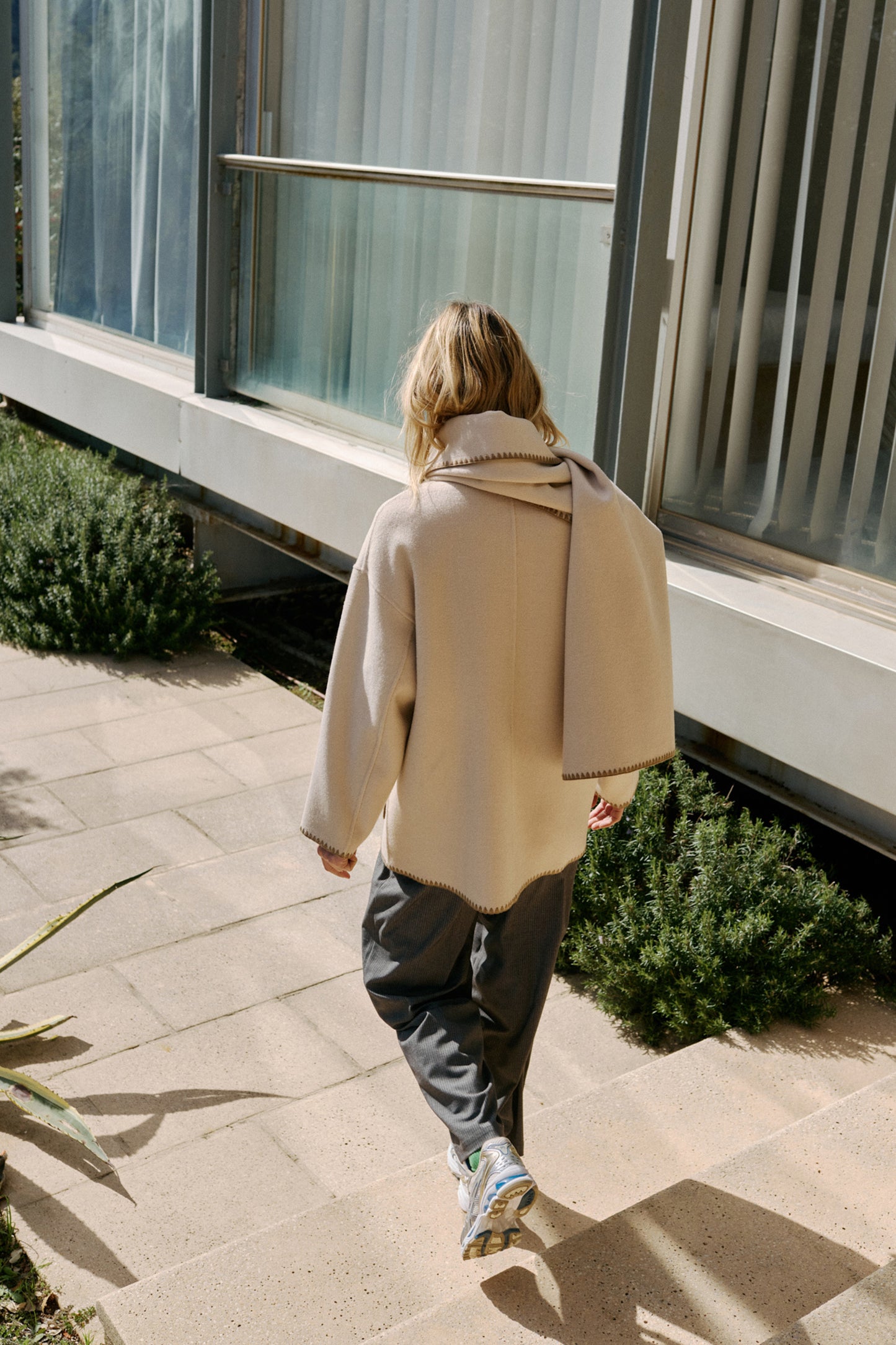 EMBROIDERED WOOL COAT