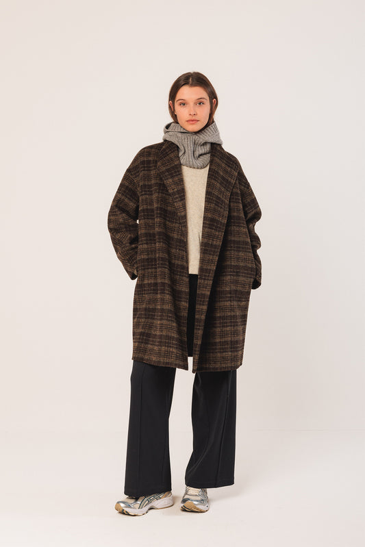 ASYMMETRIC PLAID COAT 1