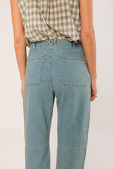 CARROT DENIM PANTS