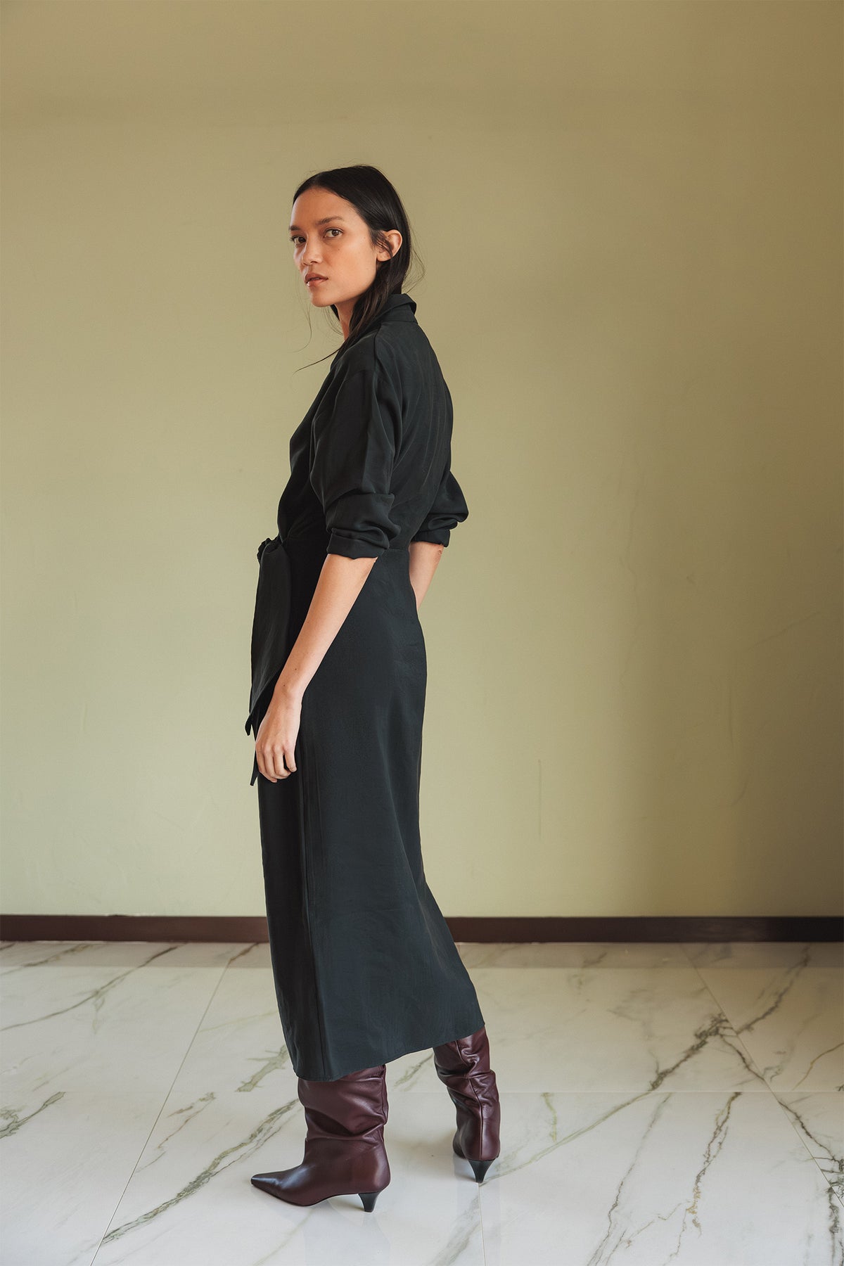 KNOTTED DRAPED DRESS